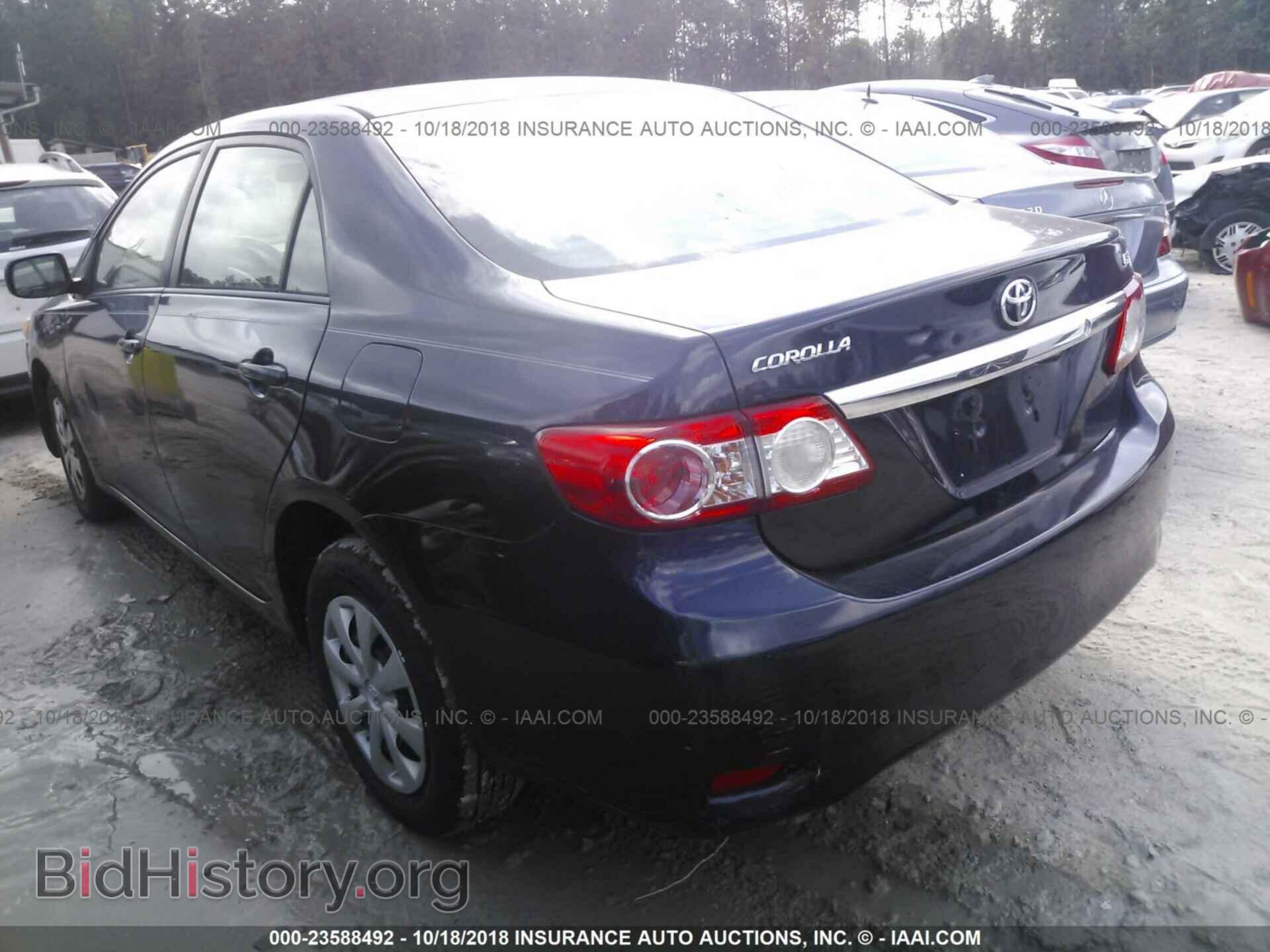 2011 Toyota Corolla - VIN: JTDBU4EEXB9140032 - Photo 3