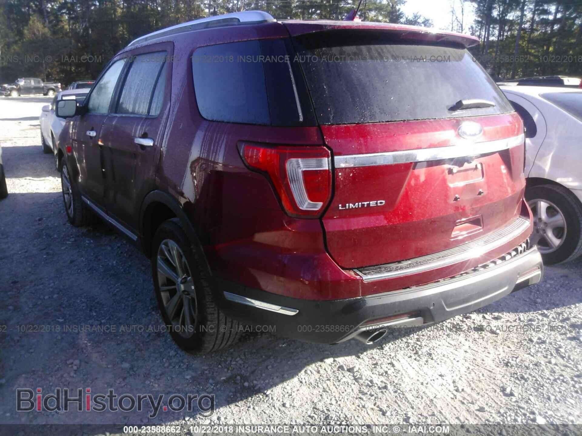2018 Ford Explorer - VIN: 1FM5K7F80JGA27631 - Фото 3