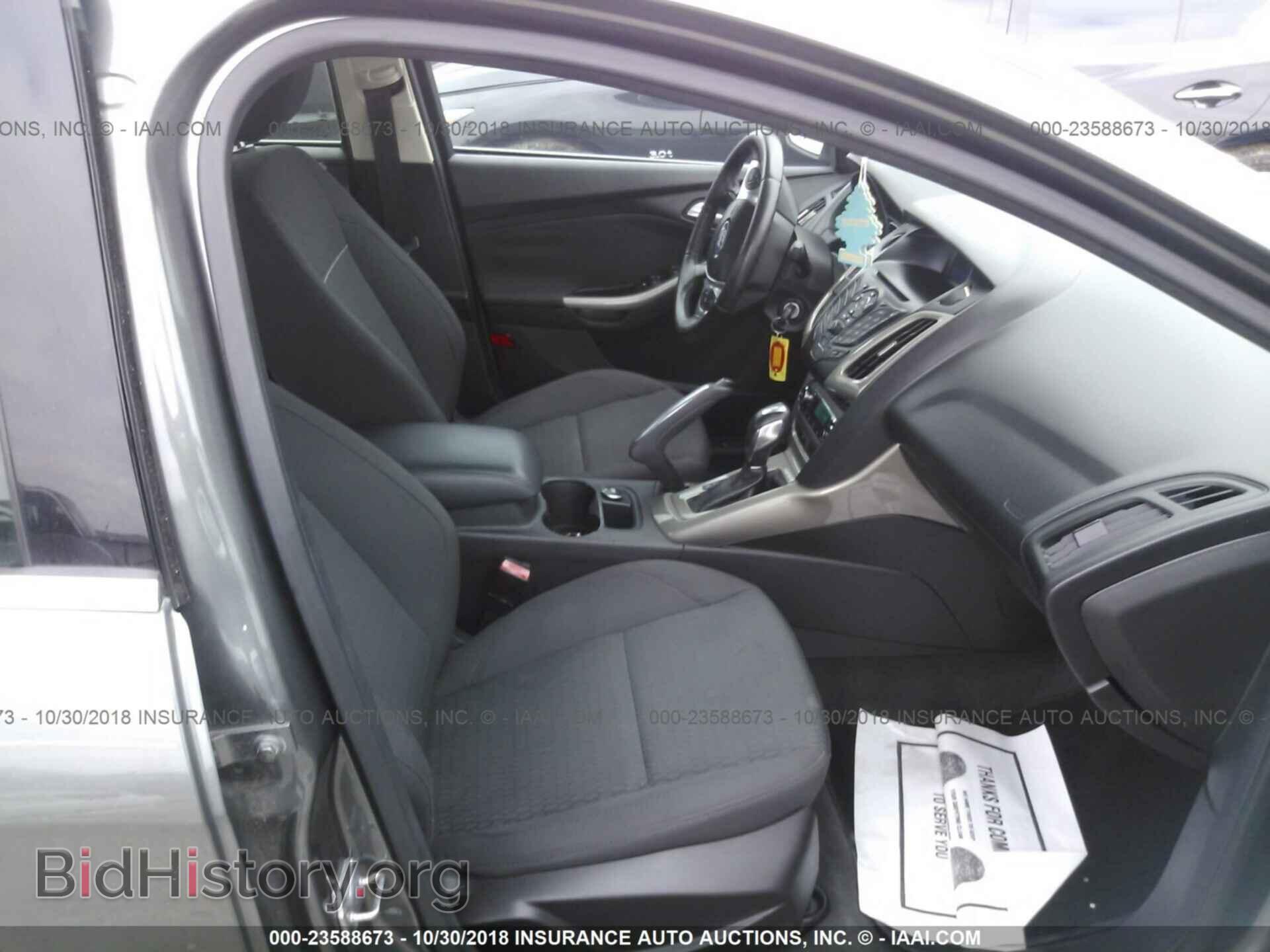 2012 Ford Focus - VIN: 1FAHP3H25CL457577 - Photo 5