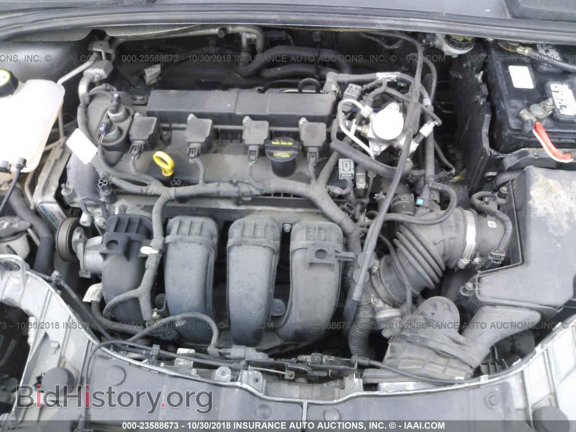 2012 Ford Focus - VIN: 1FAHP3H25CL457577 - Photo 10