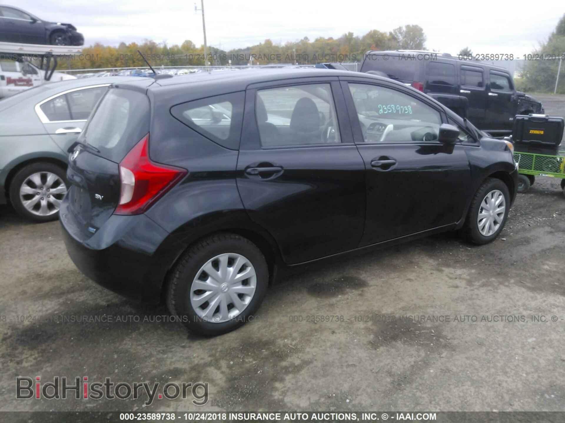 2016 Nissan Versa note - VIN: 3N1CE2CP6GL363342 - Photo 4