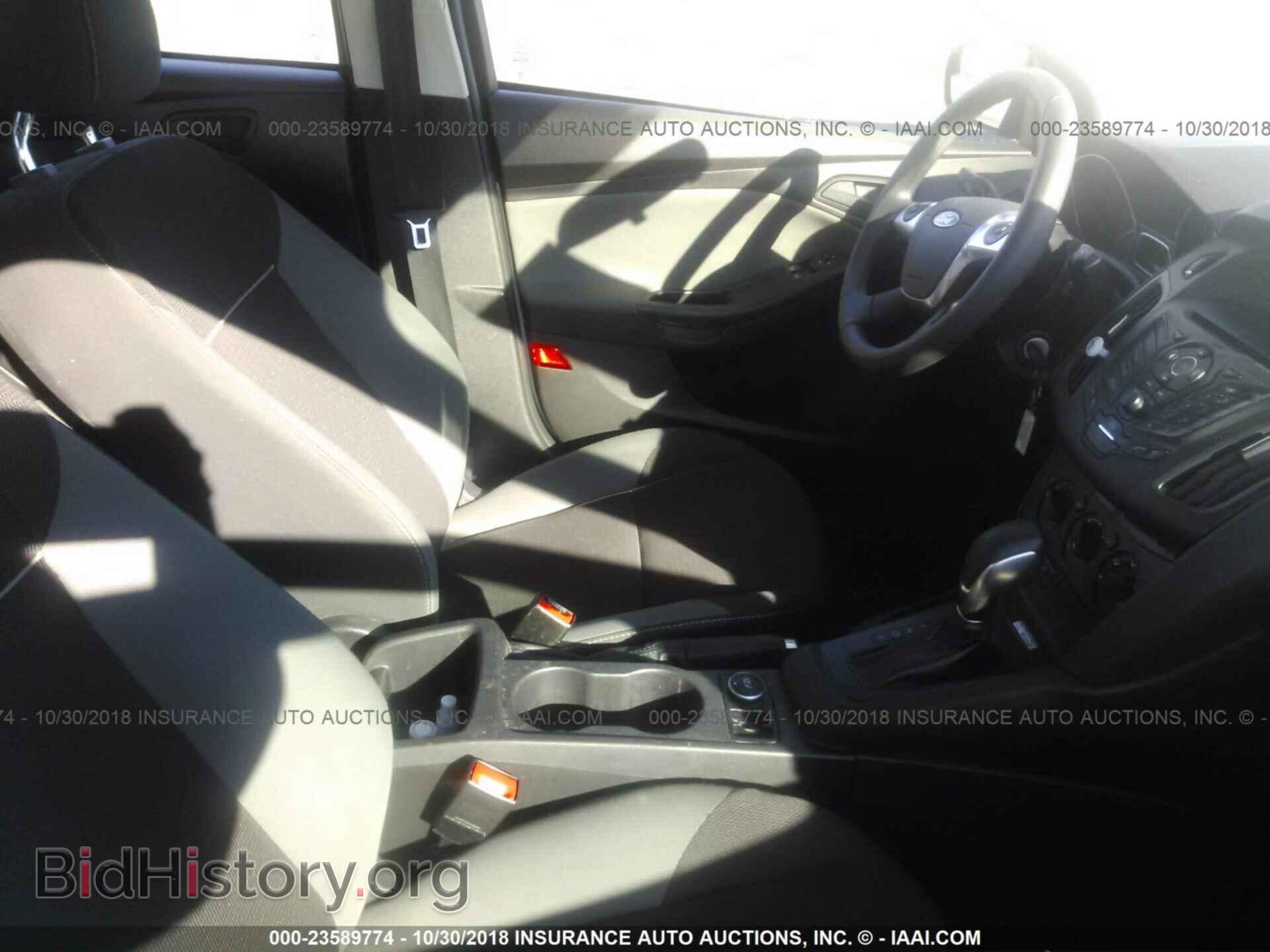 2014 Ford Focus - VIN: 1FADP3E29EL403687 - Photo 5
