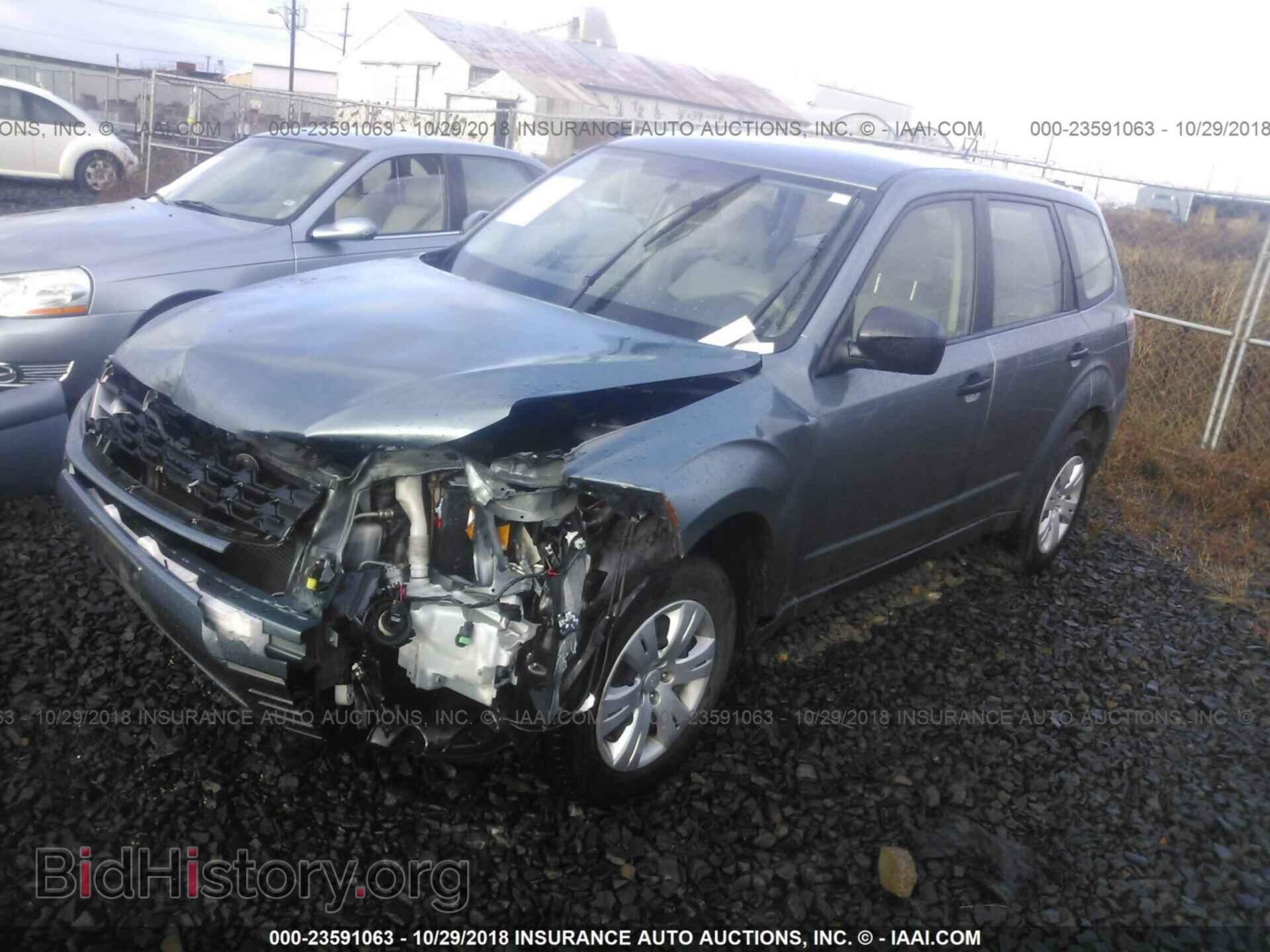 2013 Subaru Forester - VIN: JF2SHAACXDG409301 - Фото 2
