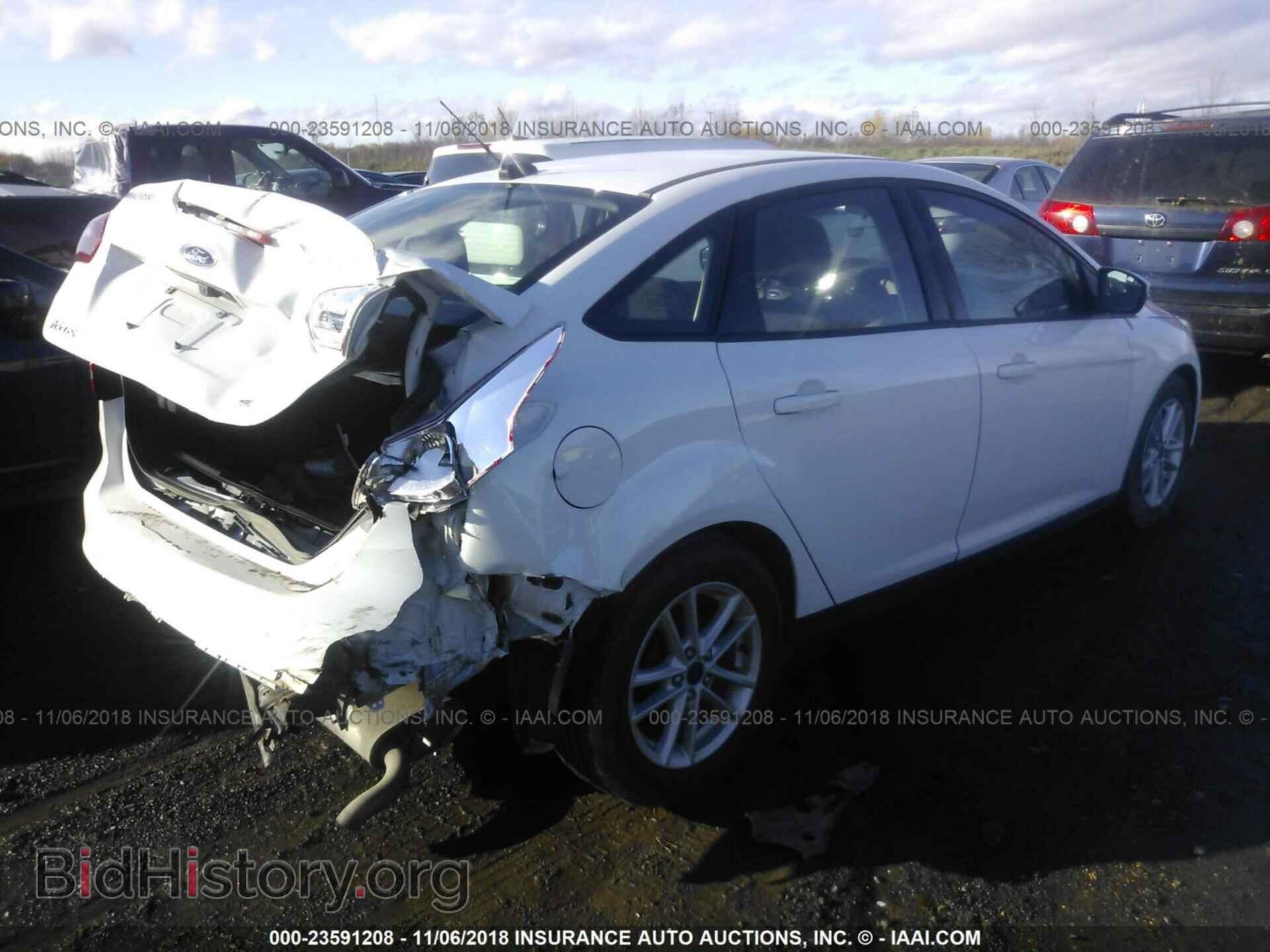 2017 Ford Focus - VIN: 1FADP3F22HL316751 - Фото 4