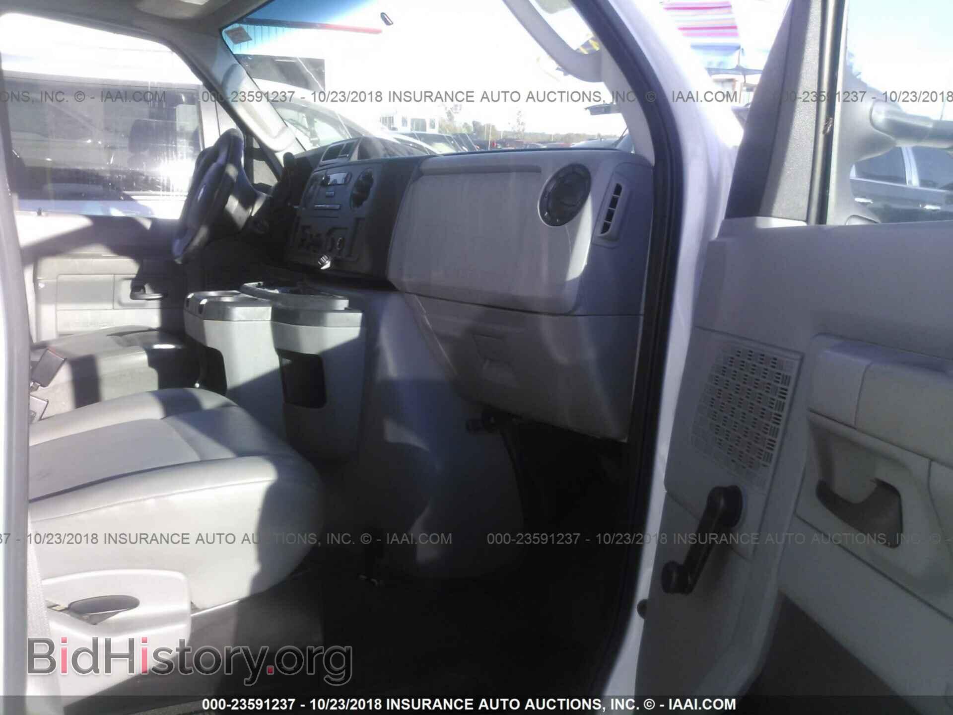2011 Ford Econoline - VIN: 1FTNE2EW2BDA58980 - Фото 5