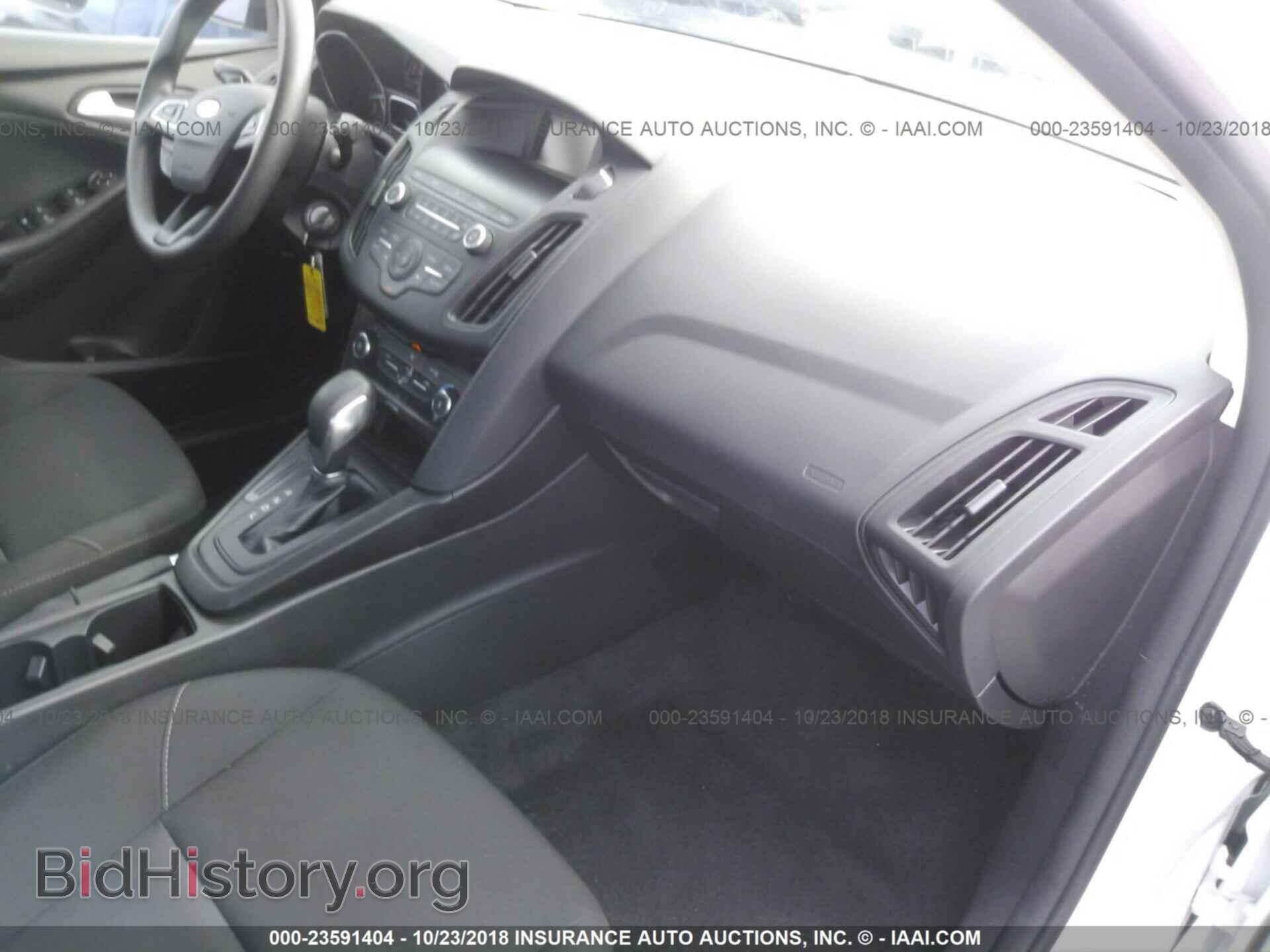 2018 Ford Focus - VIN: 1FADP3F26JL252686 - Фото 5