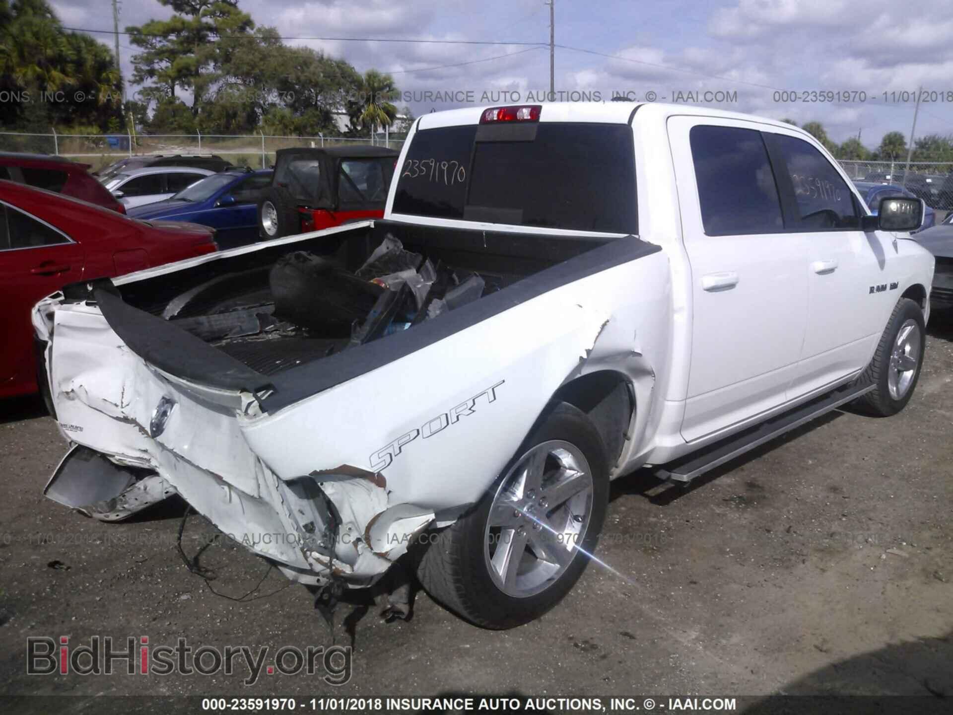 2010 DODGE RAM 1500 - VIN: 1D7RB1CT5AS237852 - Фото 4