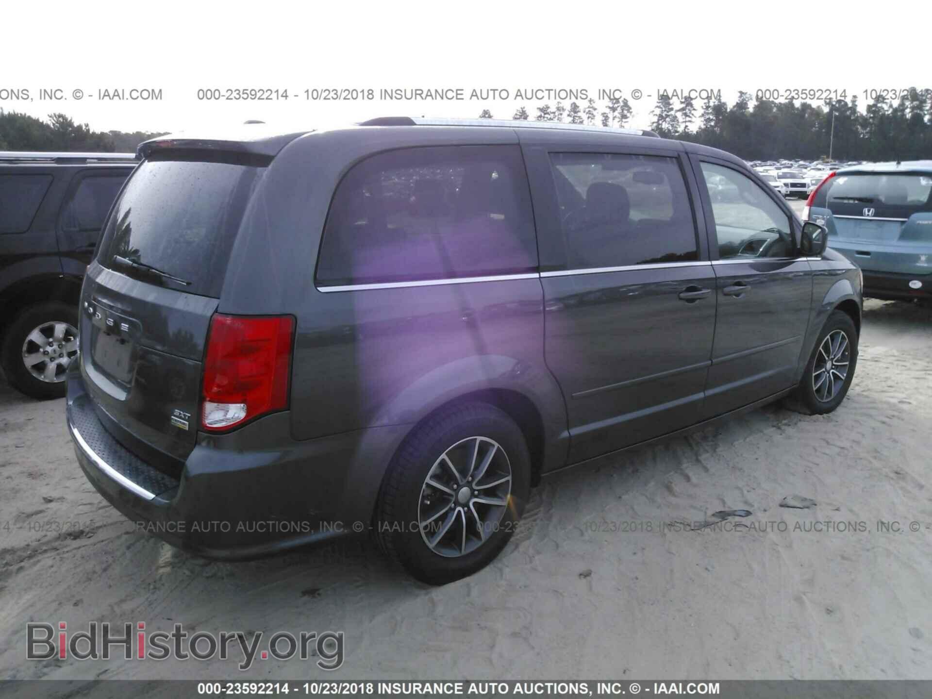 2017 Dodge Grand caravan - VIN: 2C4RDGCG5HR545562 - Фото 4