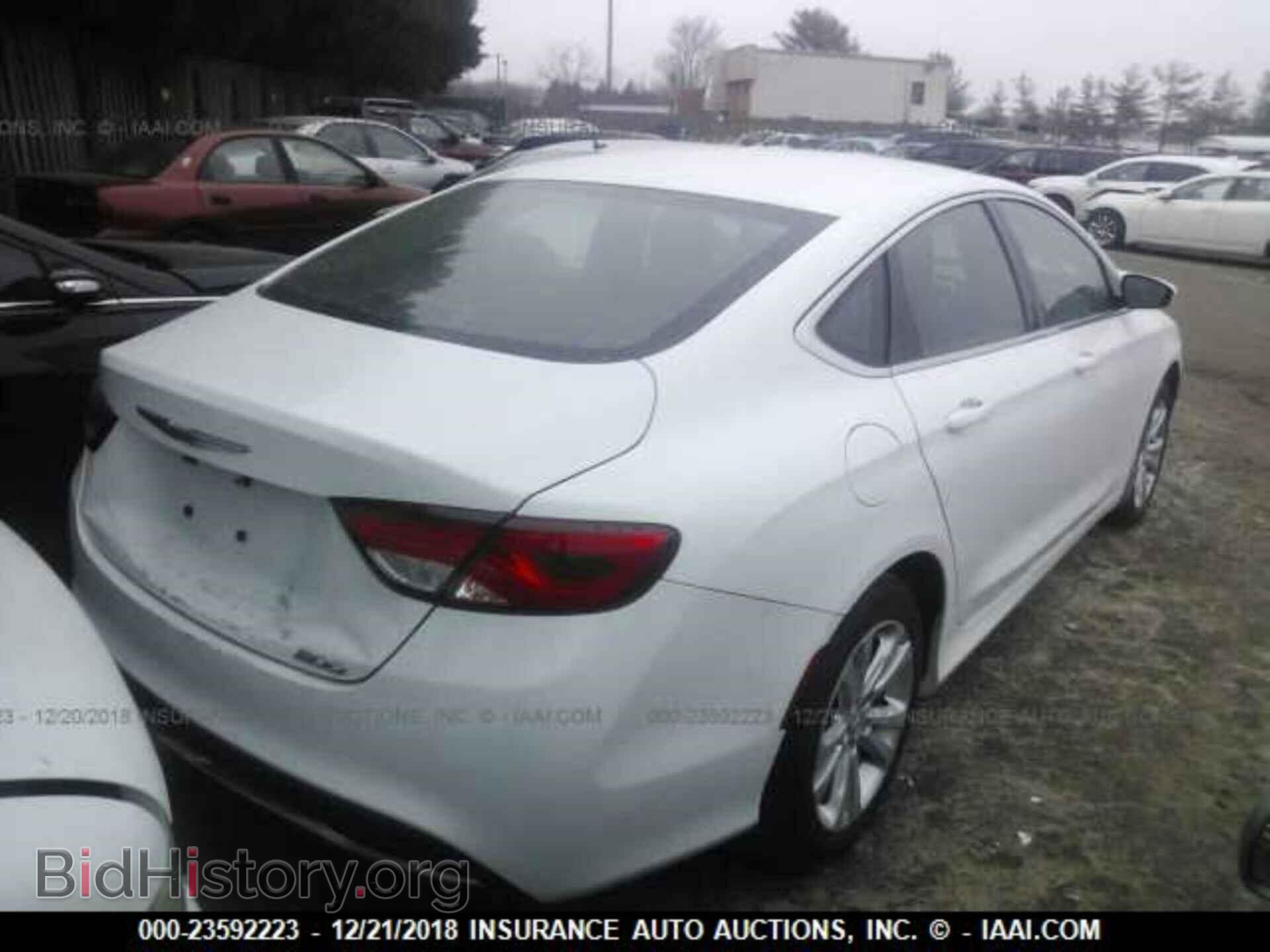 2015 Chrysler 200 - VIN: 1C3CCCAB8FN546003 - Фото 4