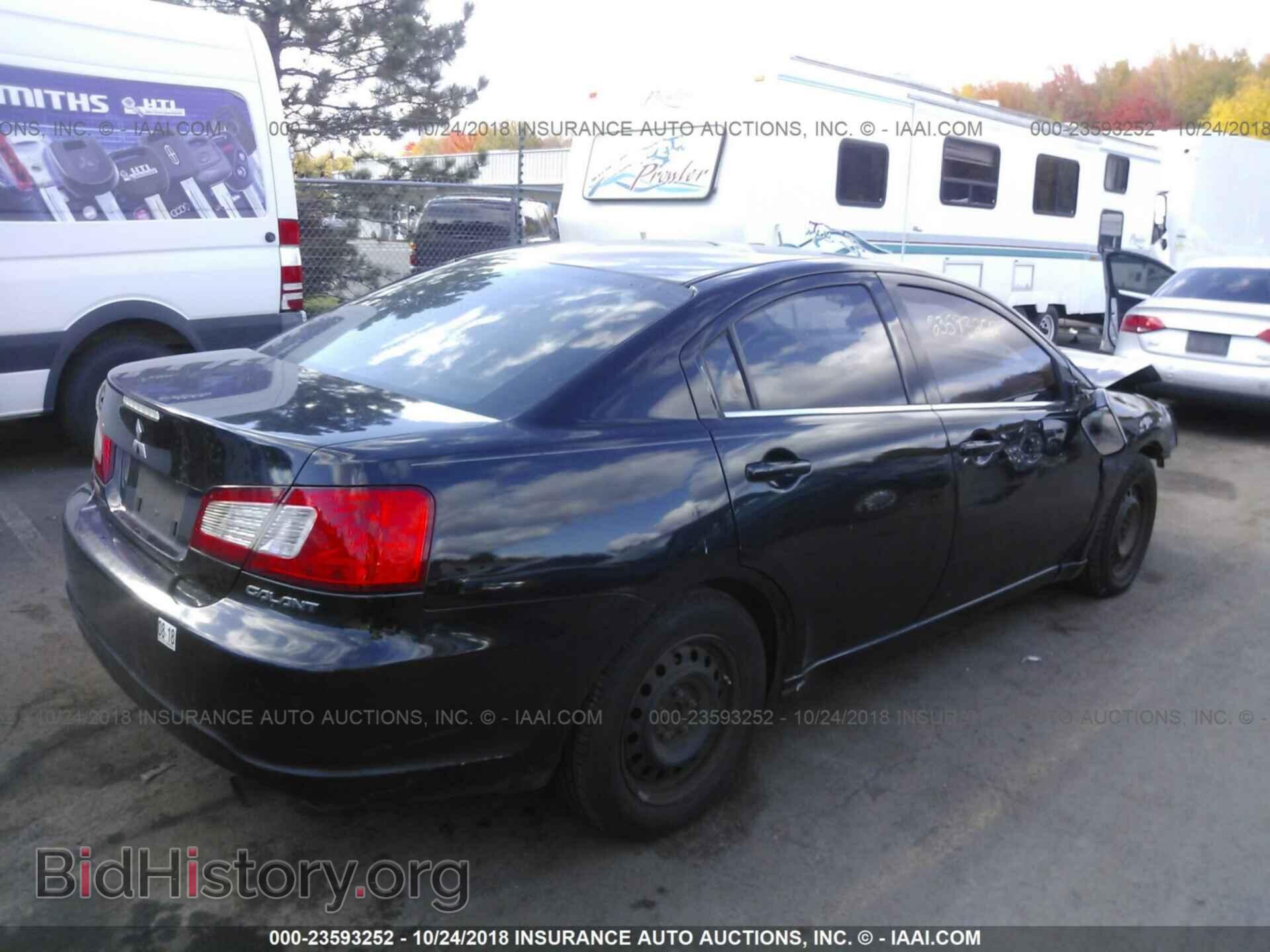 2011 Mitsubishi Galant - VIN: 4A32B3FFXBE016242 - Фото 4