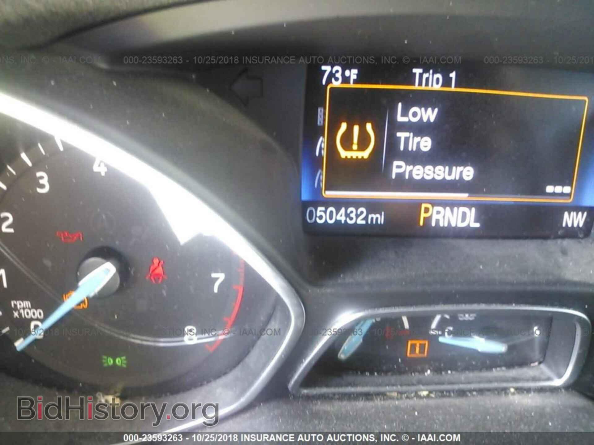 2016 Ford Focus - VIN: 1FADP3F25GL343814 - Photo 7