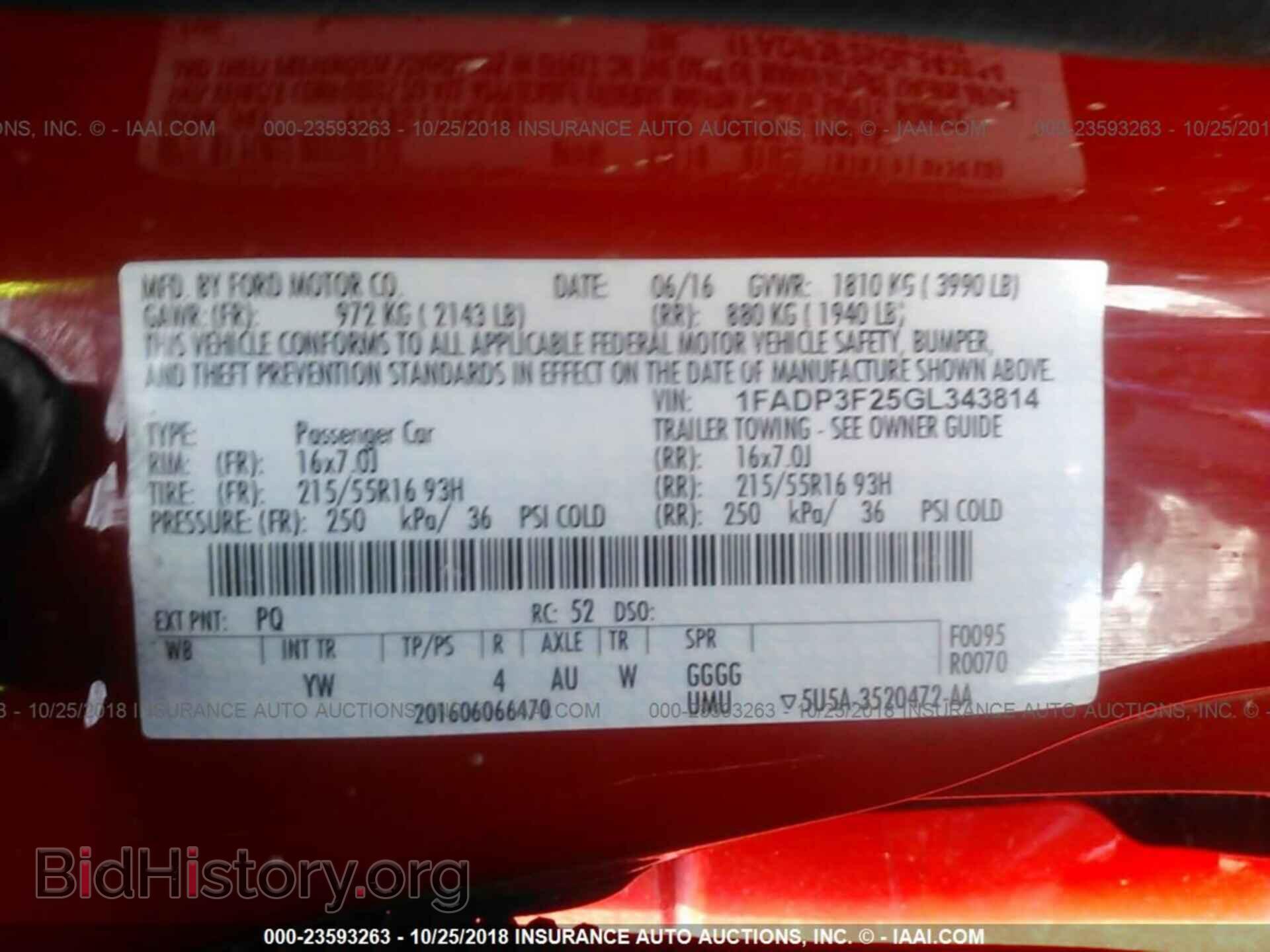 2016 Ford Focus - VIN: 1FADP3F25GL343814 - Photo 9