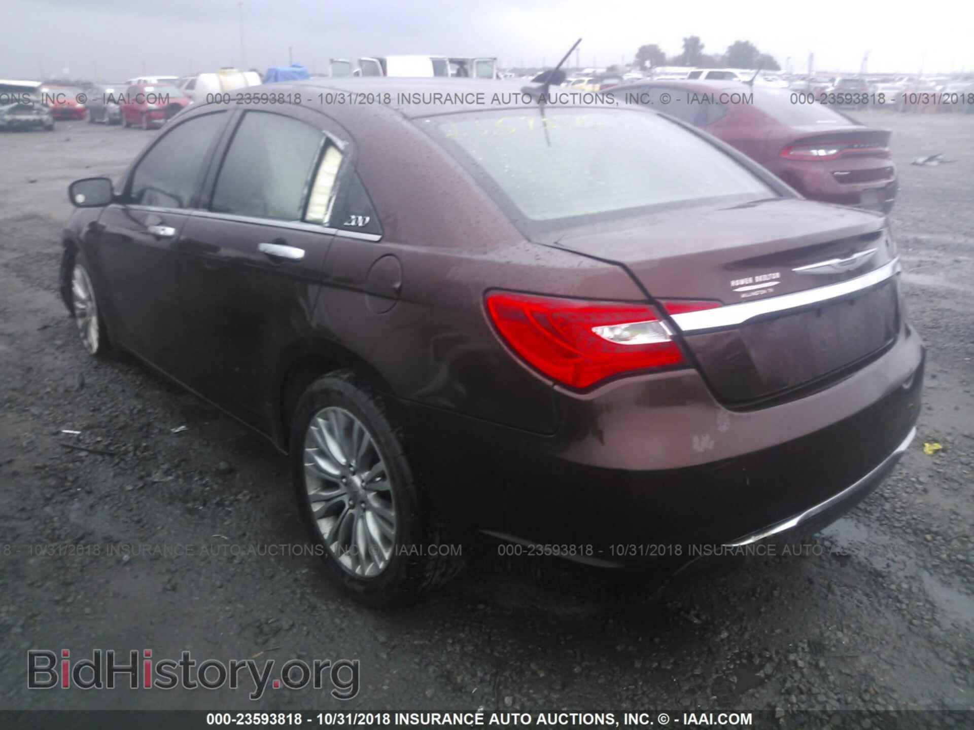 2012 Chrysler 200 - VIN: 1C3CCBCB7CN284235 - Photo 3