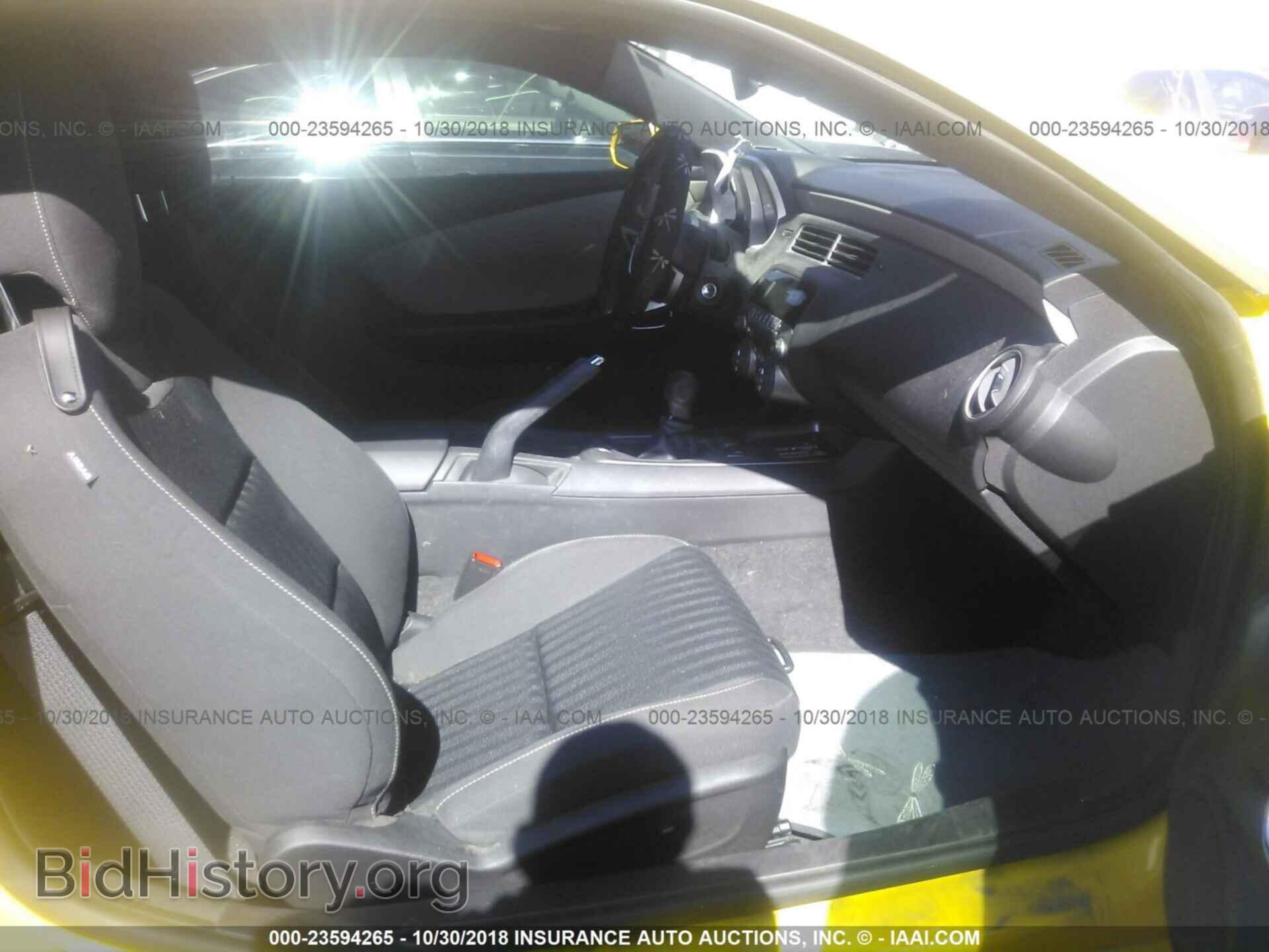 2011 Chevrolet Camaro - VIN: 2G1FE1ED6B9116723 - Фото 5