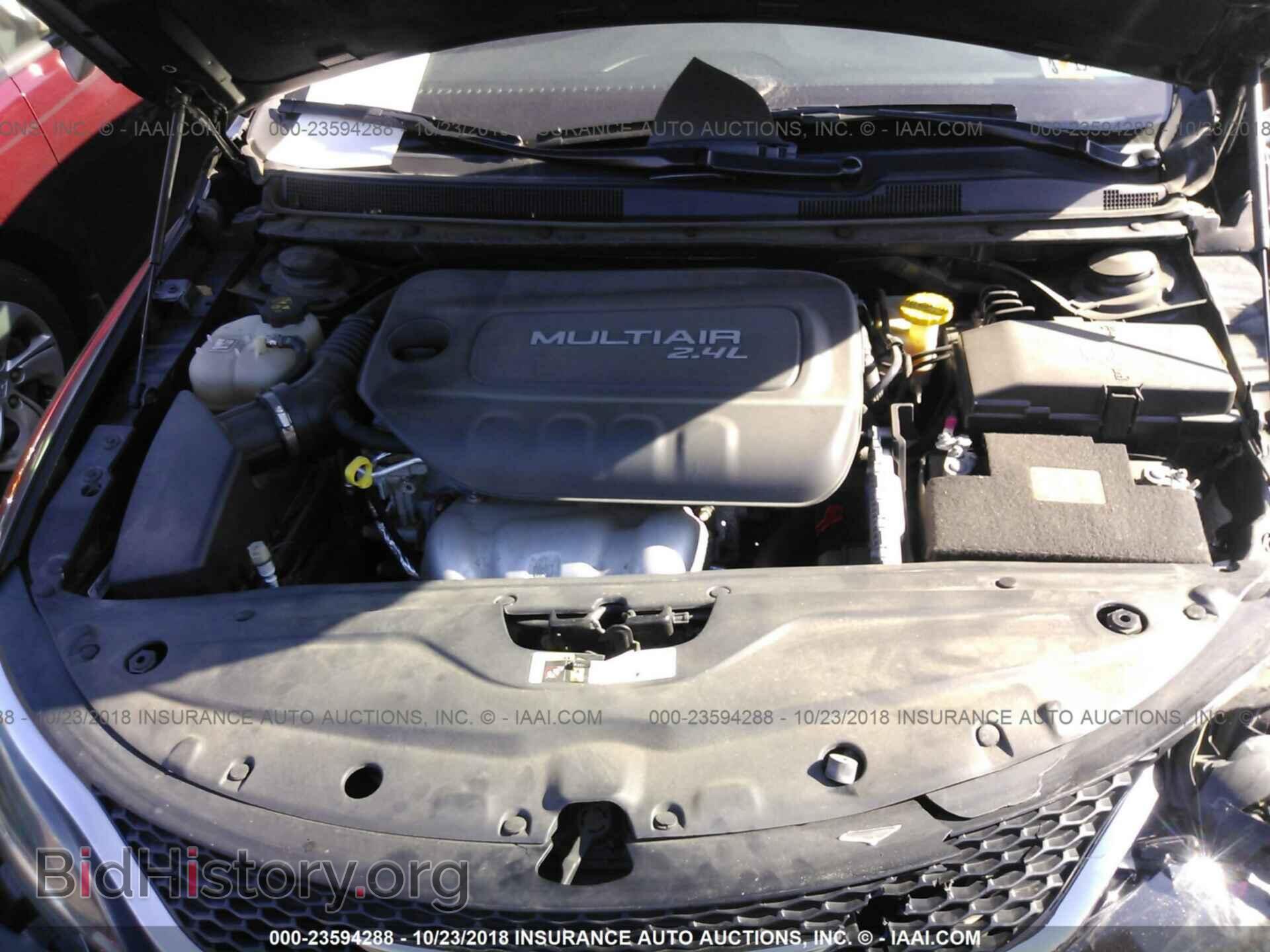2016 CHRYSLER 200 - VIN: 1C3CCCAB4GN166139 - Photo 10
