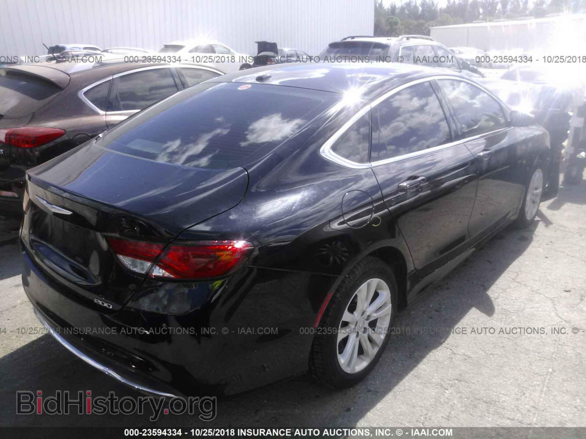 2015 Chrysler 200 - VIN: 1C3CCCAB2FN599487 - Photo 4