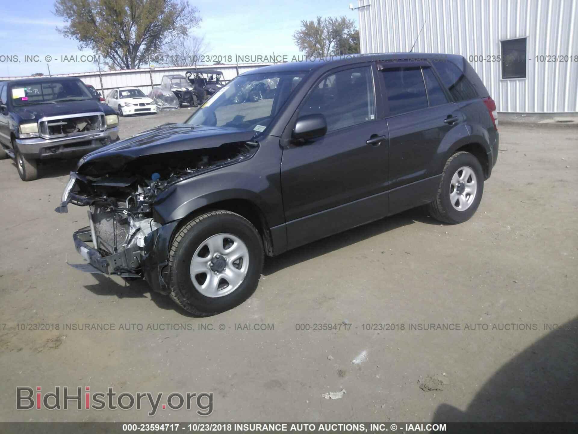 2011 Suzuki Grand vitara - VIN: JS3TE0D24B4100240 - Фото 2