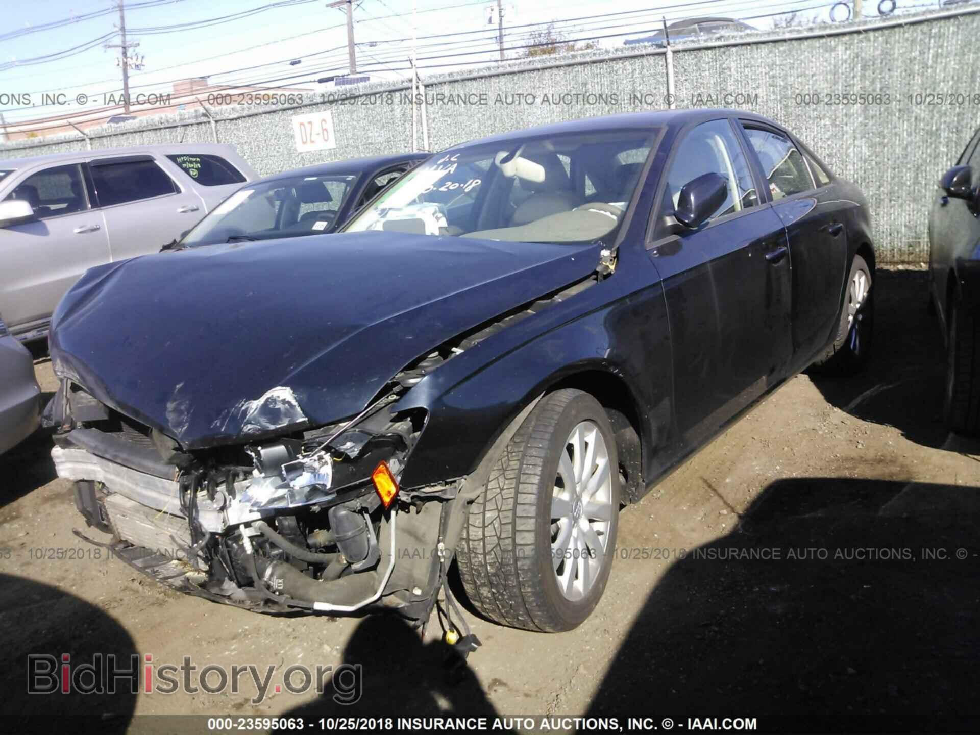 2012 Audi A4 - VIN: WAUBFAFL4CA118983 - Photo 2