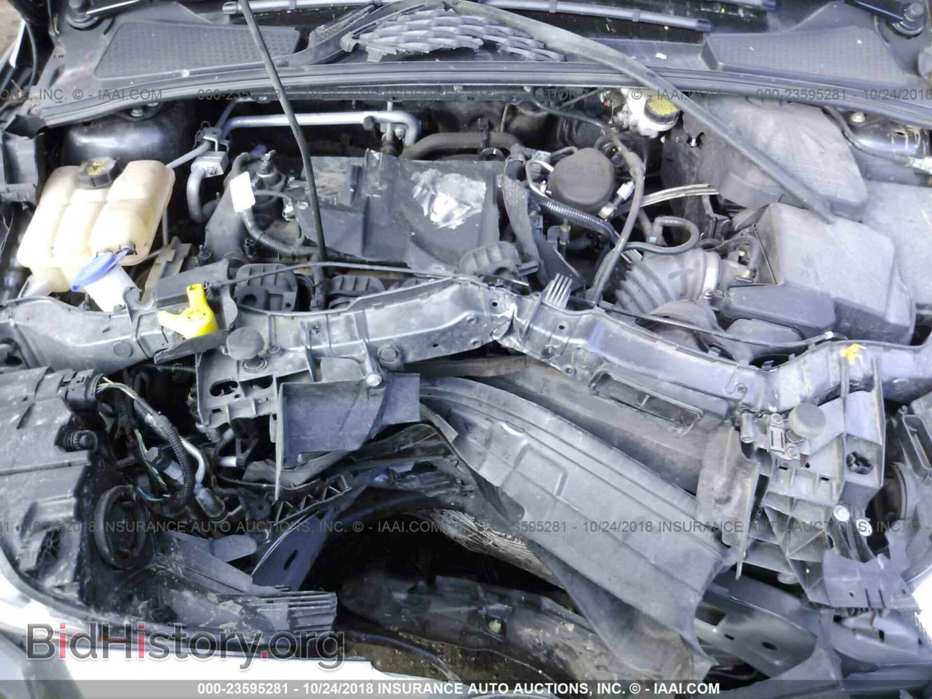 2016 Ford Focus - VIN: 1FADP3F27GL202078 - Photo 10