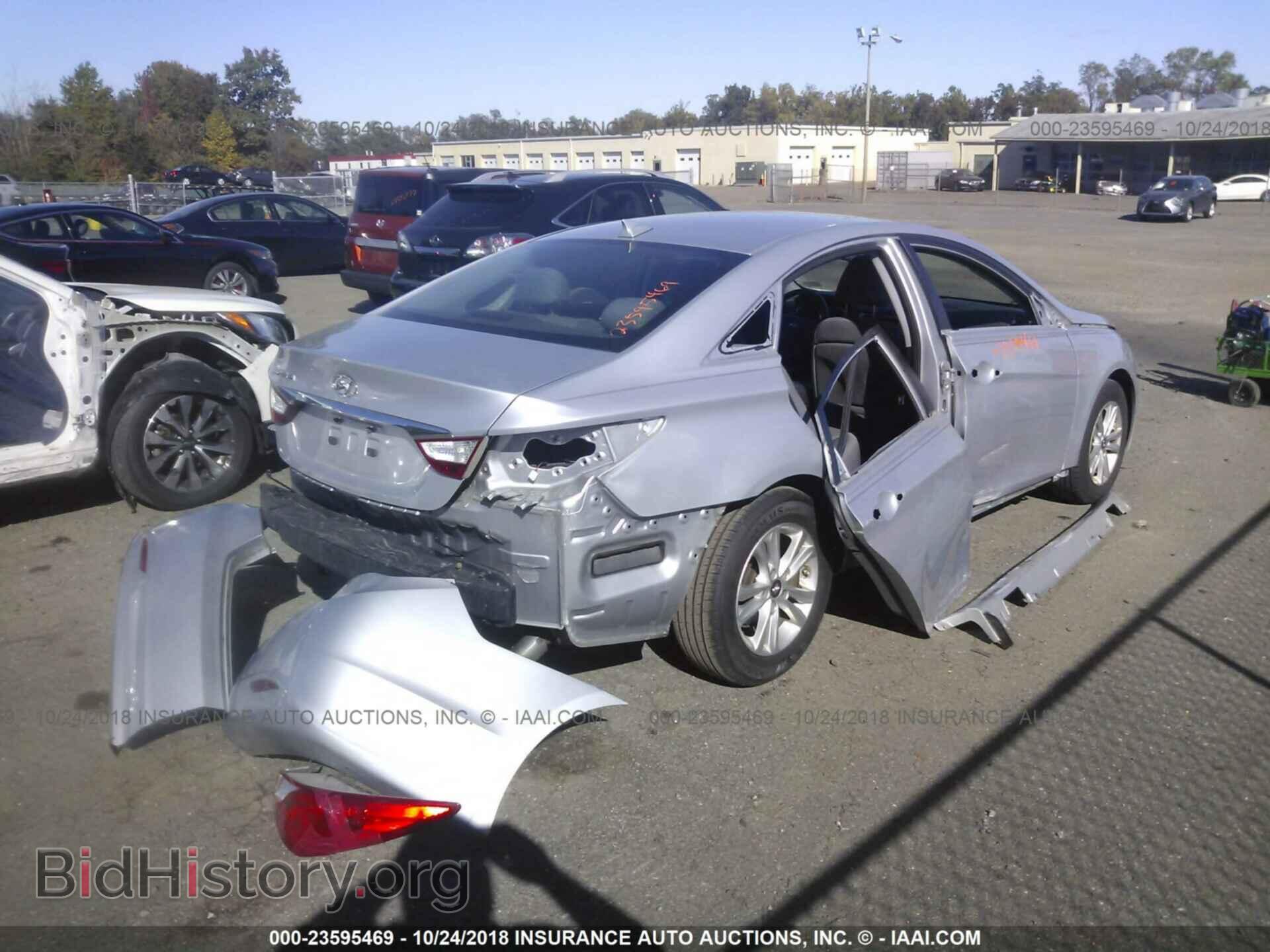 2012 Hyundai Sonata - VIN: 5NPEB4AC9CH409184 - Фото 4