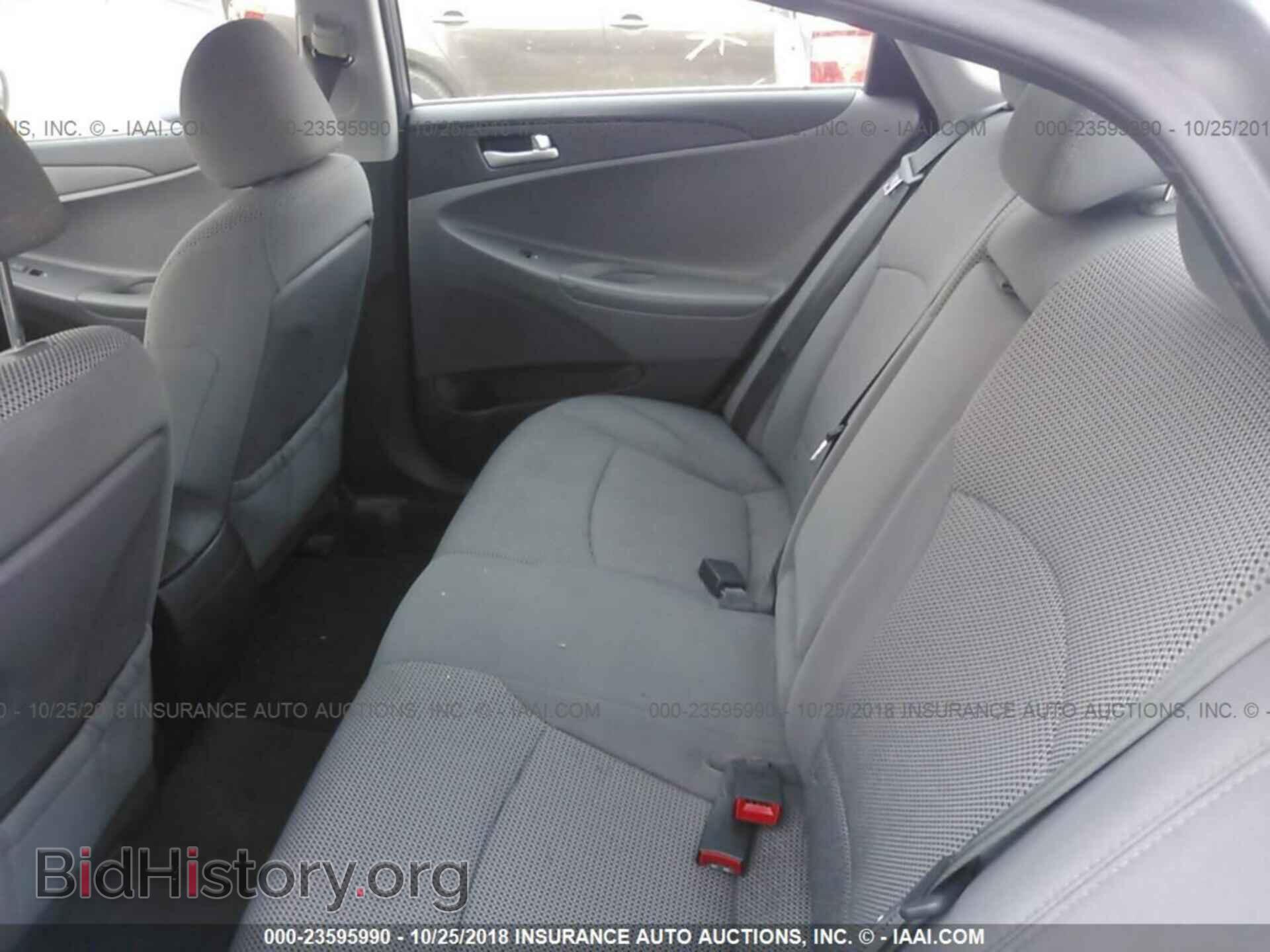 2012 Hyundai Sonata - VIN: 5NPEB4AC0CH340188 - Фото 8