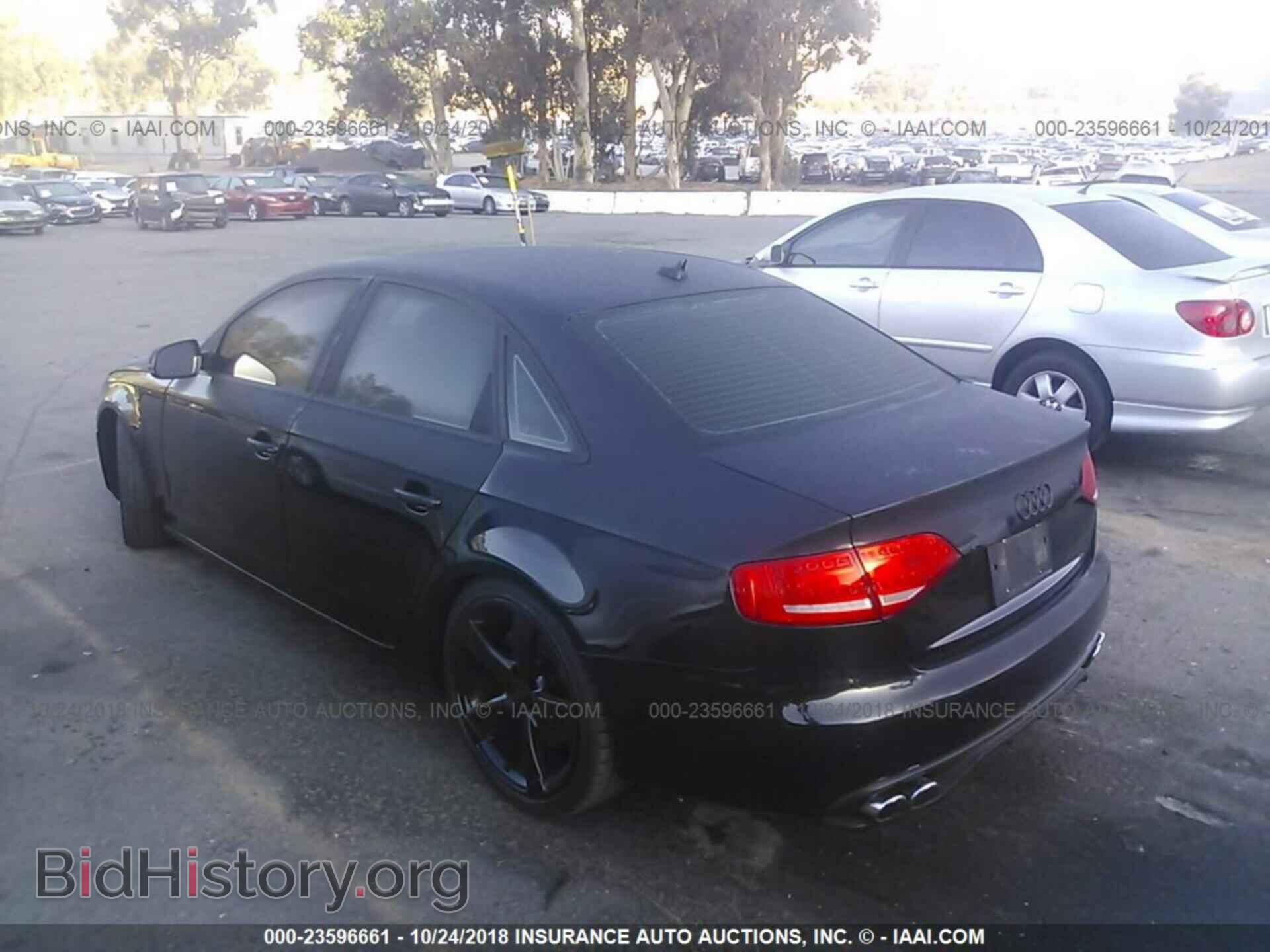 2011 AUDI A4 - VIN: WAUFFAFLXBN053906 - Фото 3