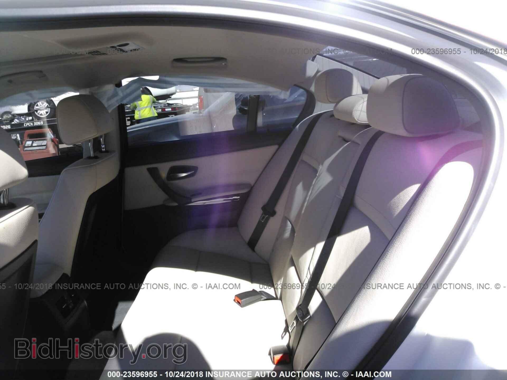 2011 BMW 335 - VIN: WBAPM5C52BE578398 - Фото 8