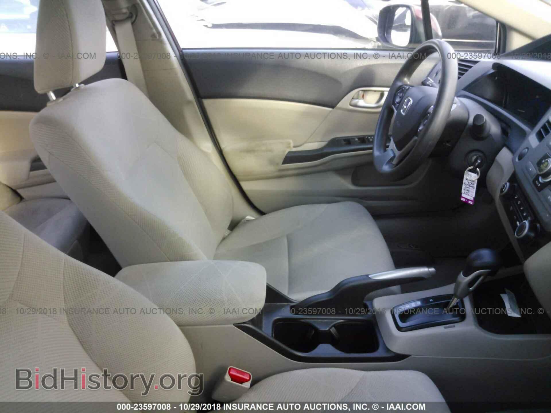 2012 Honda Civic - VIN: 19XFB2F5XCE323163 - Фото 5