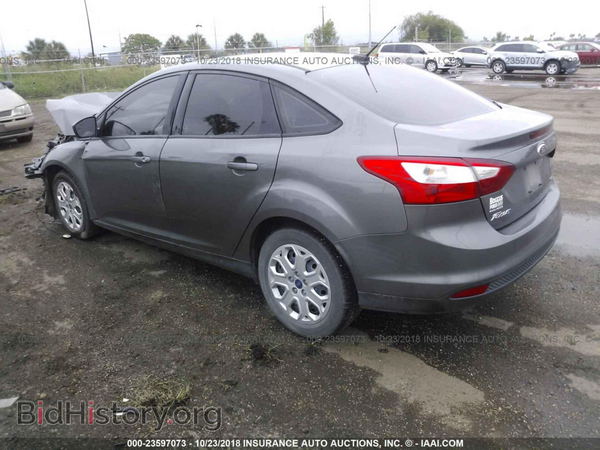 2012 Ford Focus - VIN: 1FAHP3F21CL139491 - Photo 3