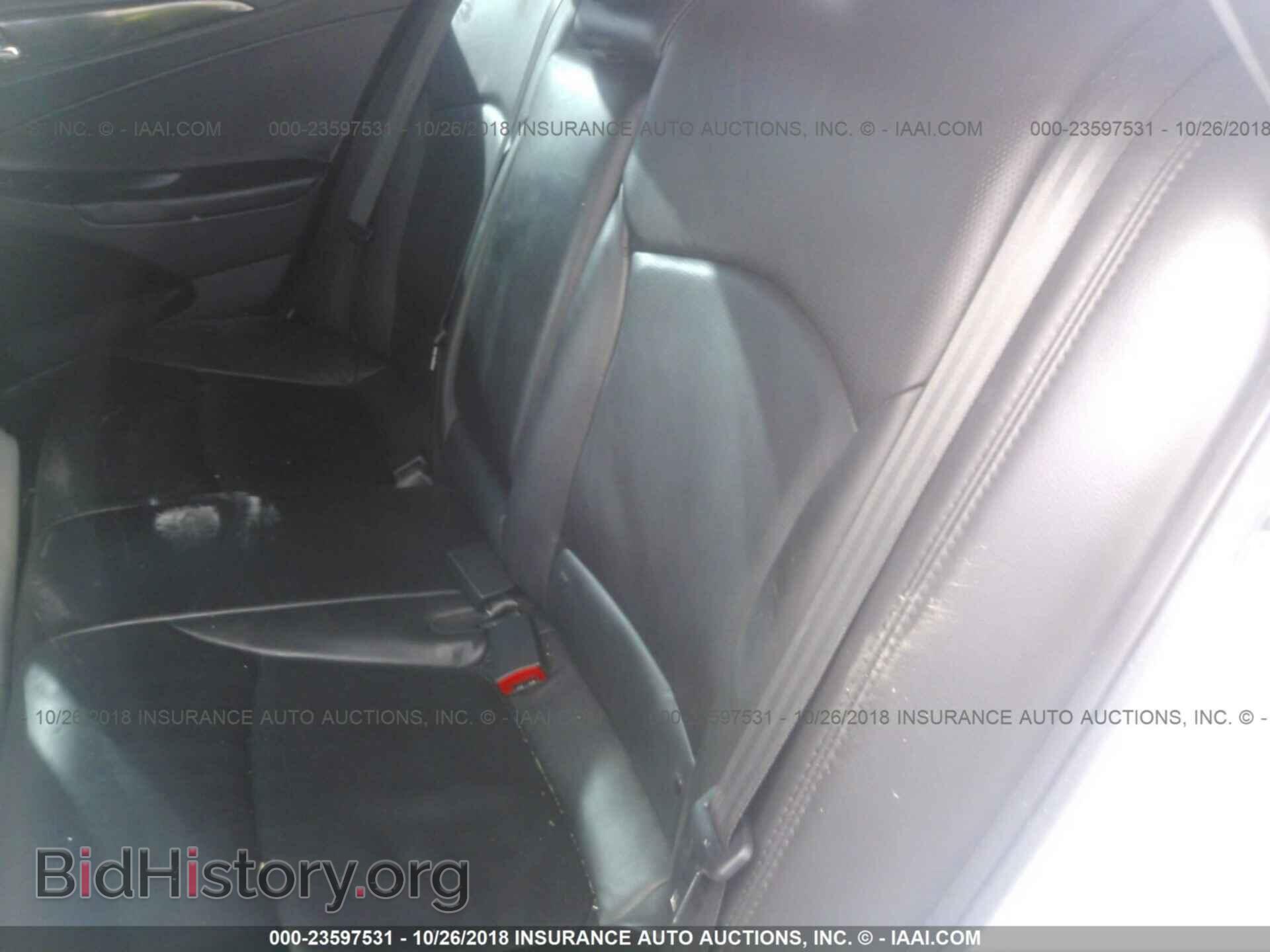 2012 Hyundai Sonata - VIN: 5NPEC4AB3CH388546 - Photo 8