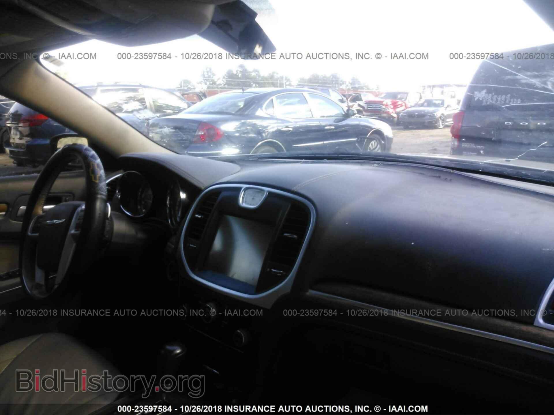 2012 Chrysler 300c - VIN: 2C3CCAPT4CH274090 - Фото 5