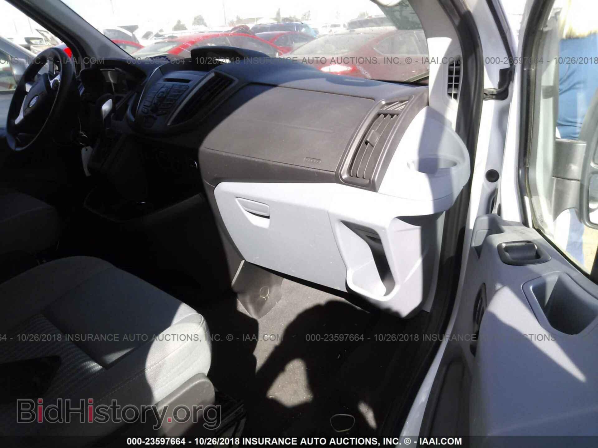 2015 Ford Transit - VIN: 1FTNE1YM0FKB06174 - Фото 5