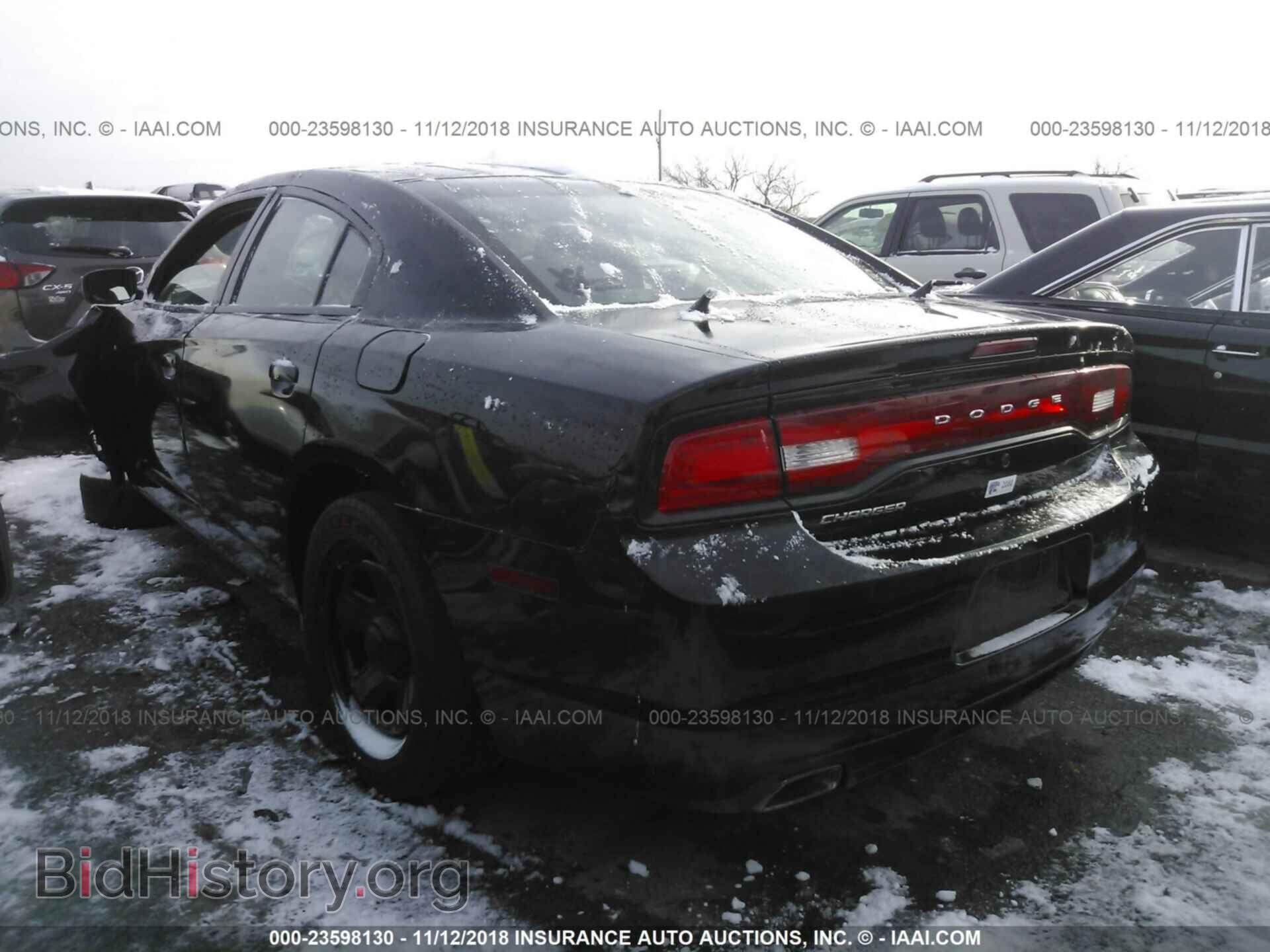 2012 Dodge Charger - VIN: 2C3CDXAT9CH123755 - Фото 3