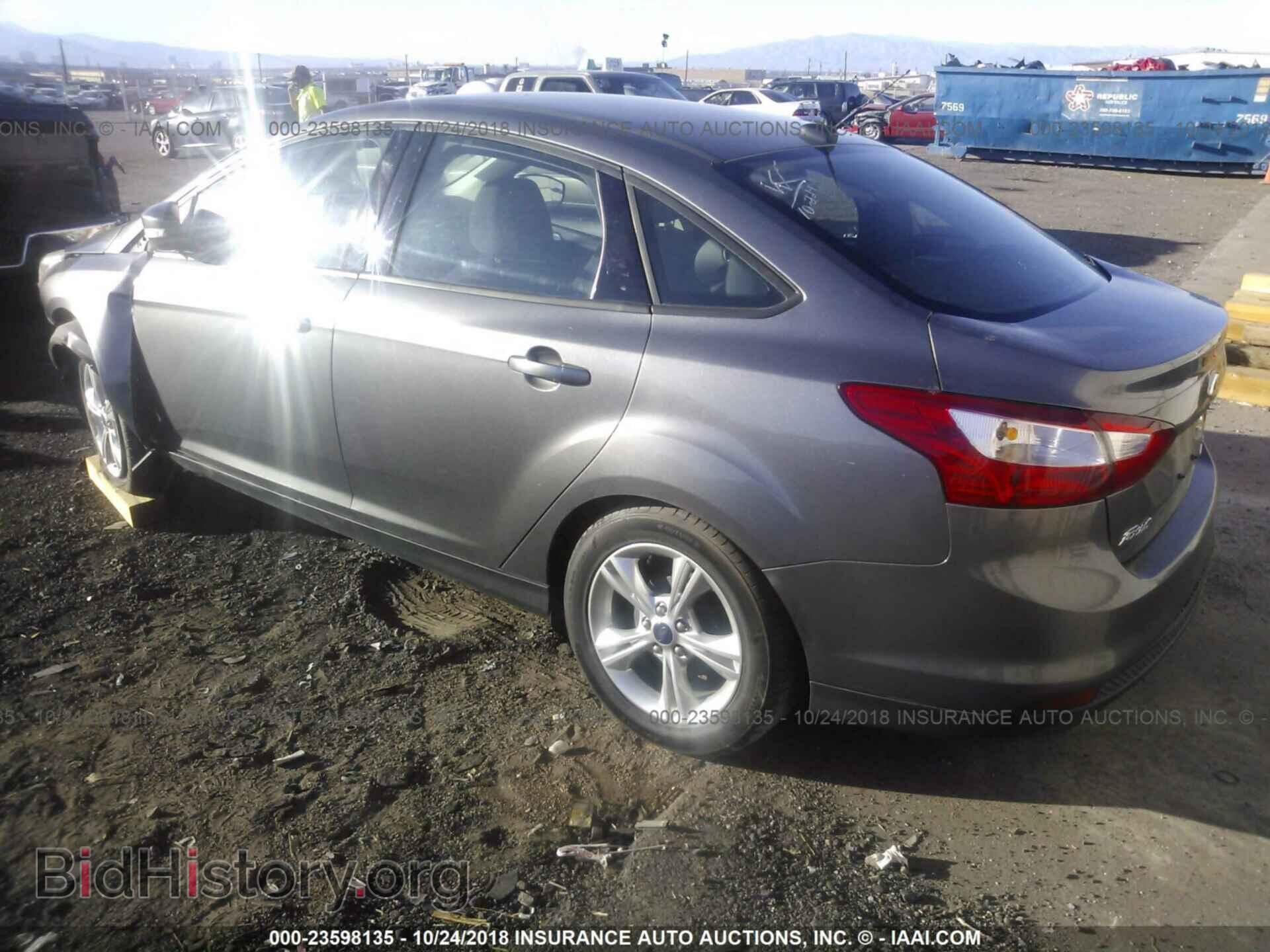 2014 Ford Focus - VIN: 1FADP3F21EL156678 - Photo 3