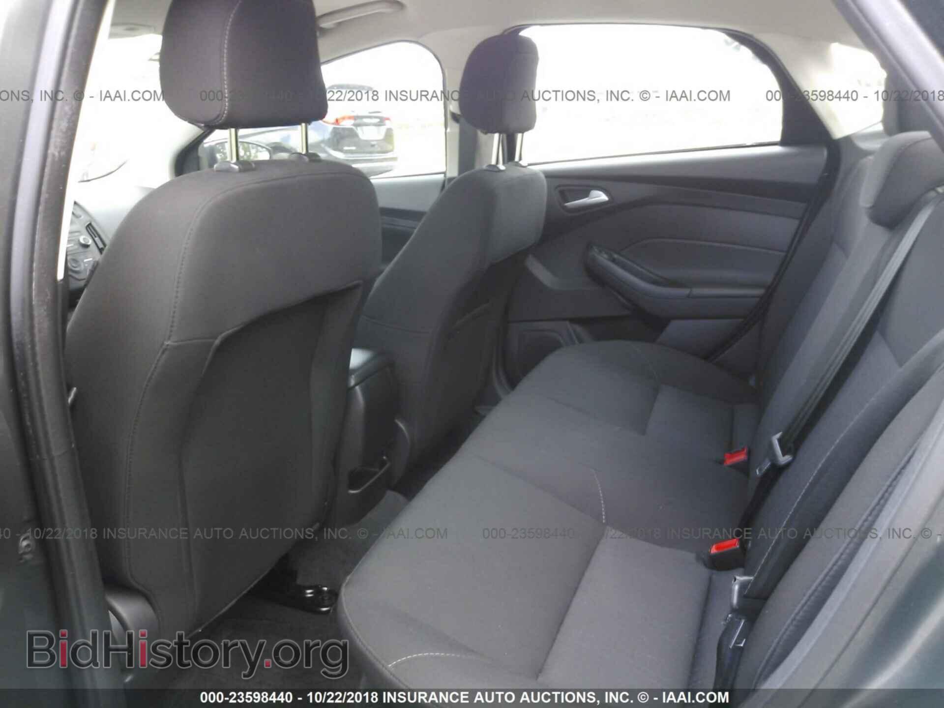 2018 Ford Focus - VIN: 1FADP3F23JL280493 - Фото 8