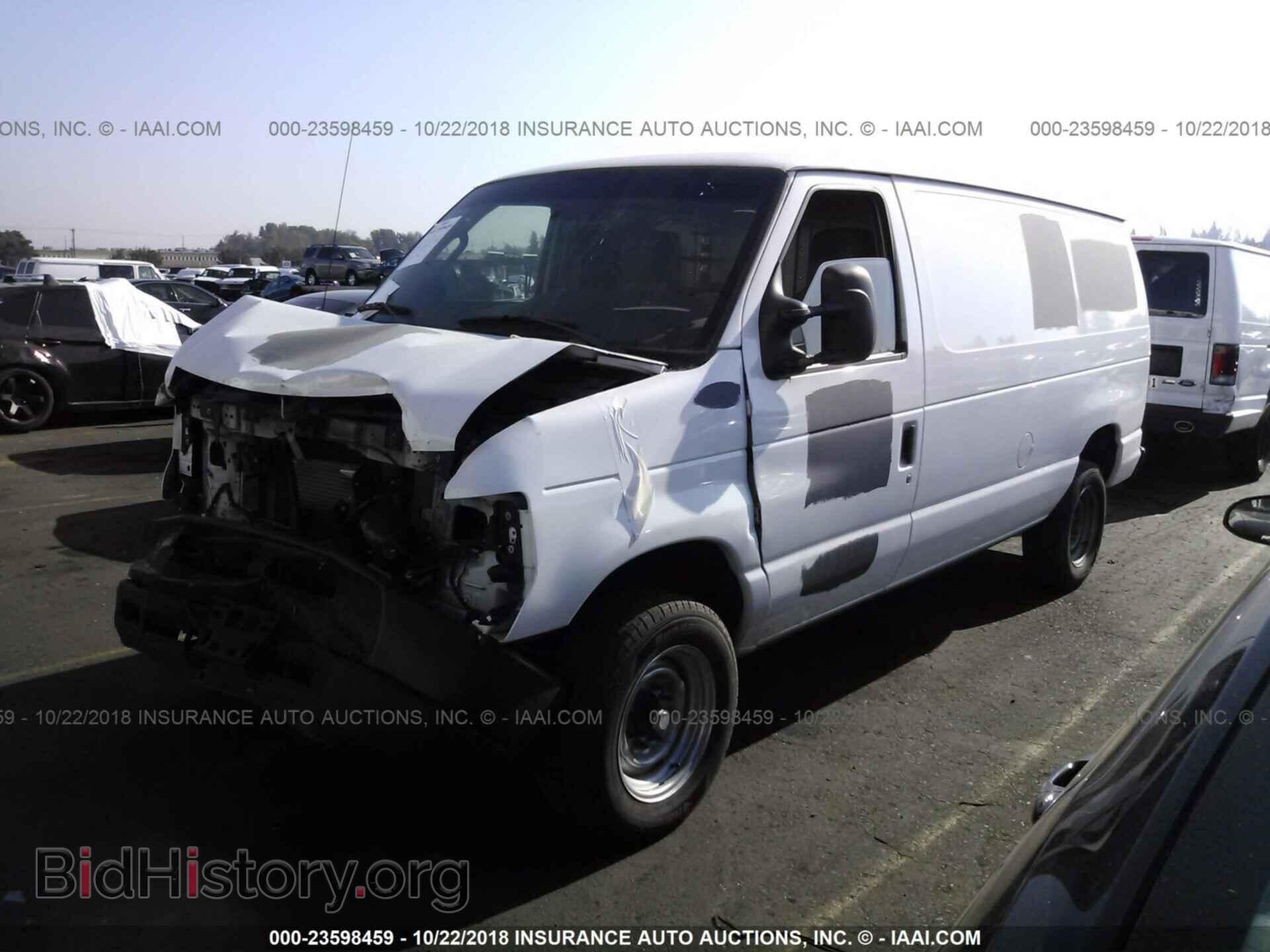 2011 Ford Econoline - VIN: 1FTNE2EWXBDB35742 - Фото 2