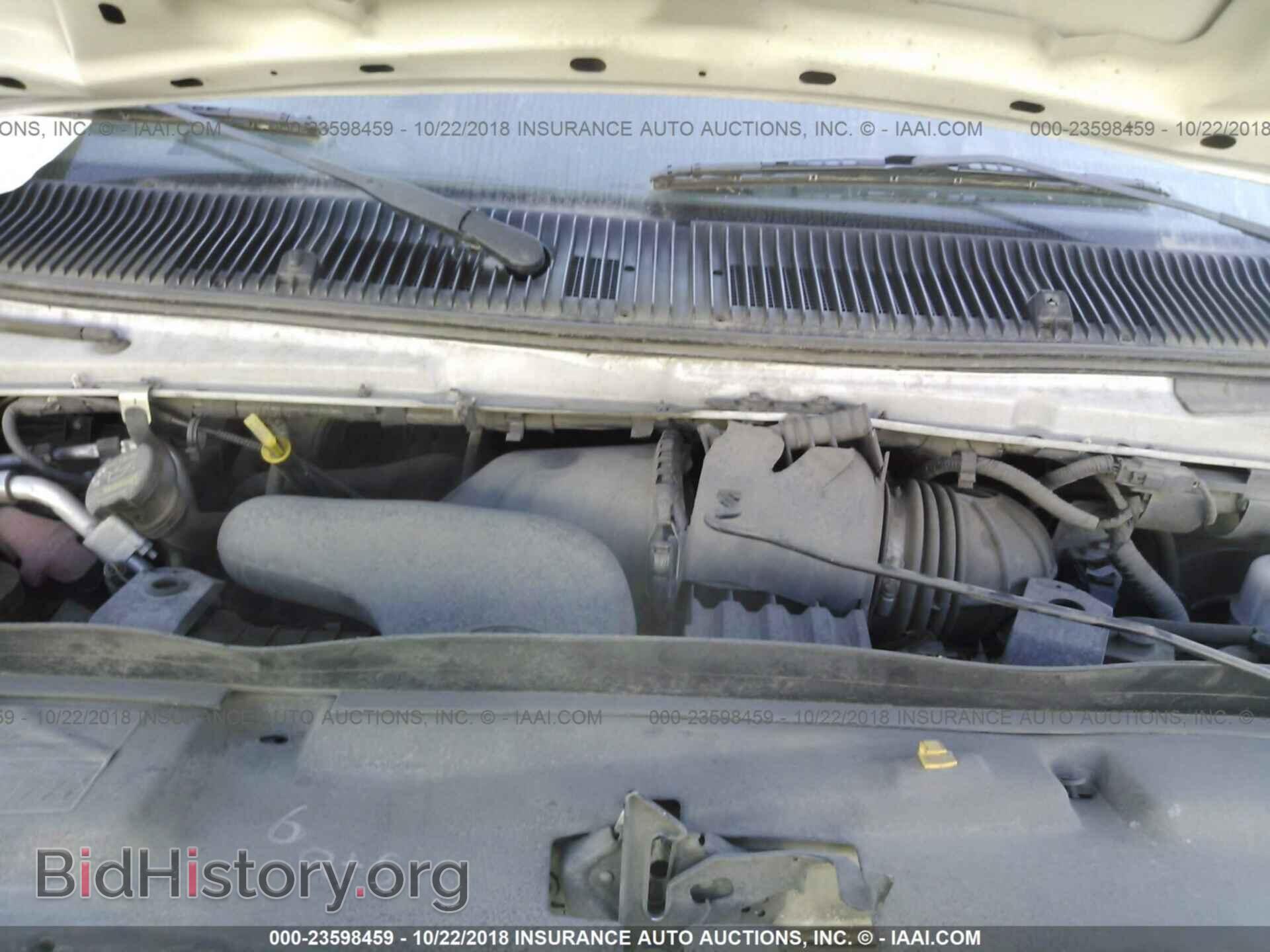 2011 Ford Econoline - VIN: 1FTNE2EWXBDB35742 - Фото 10