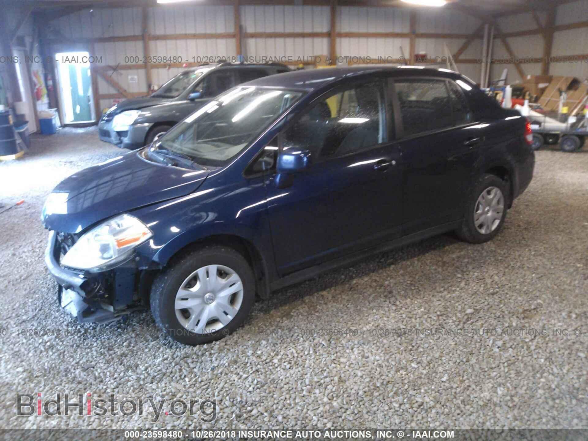 2011 Nissan Versa - VIN: 3N1BC1AP3BL407854 - Фото 2