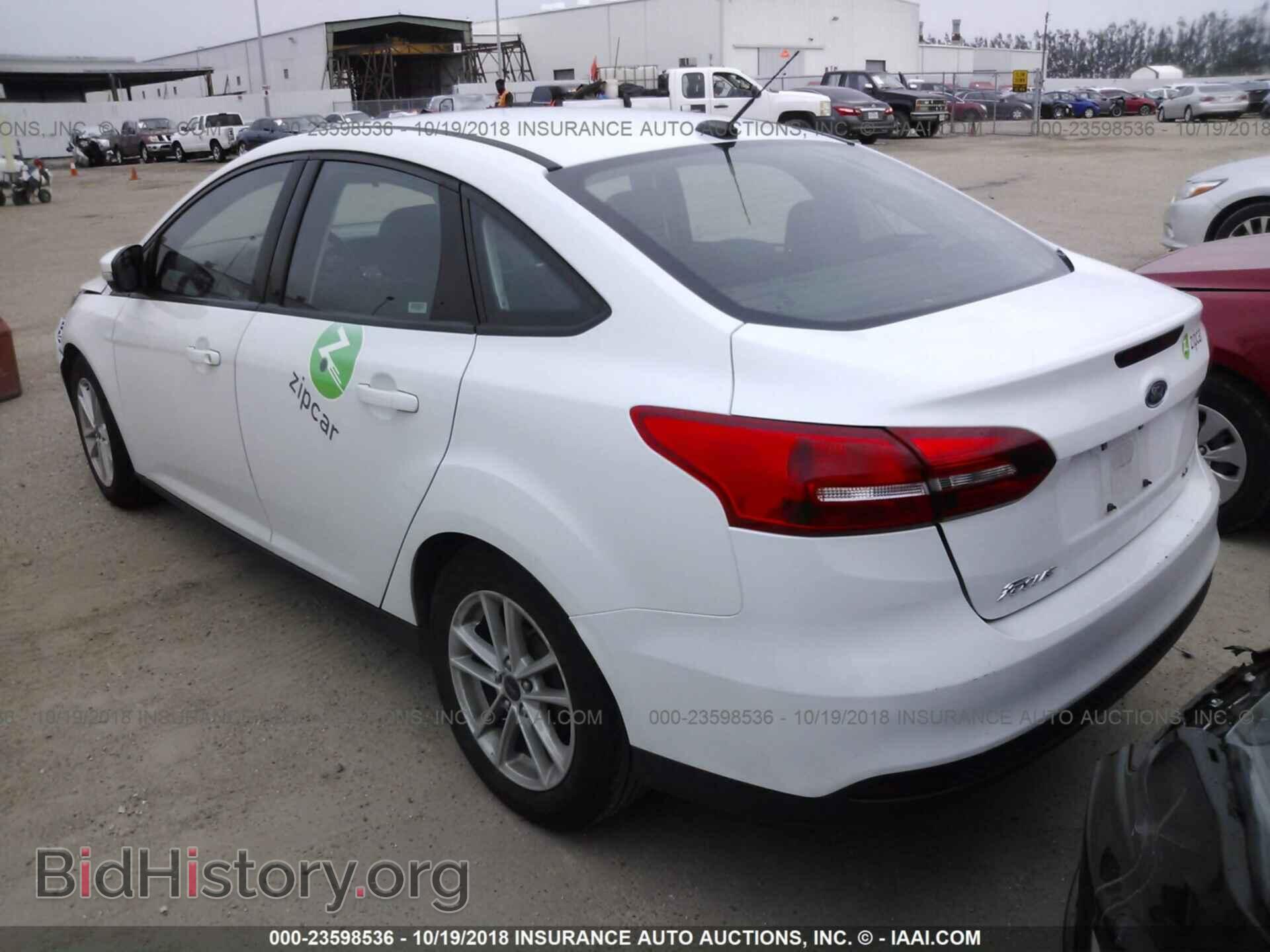 2017 Ford Focus - VIN: 1FADP3F23HL249626 - Photo 3