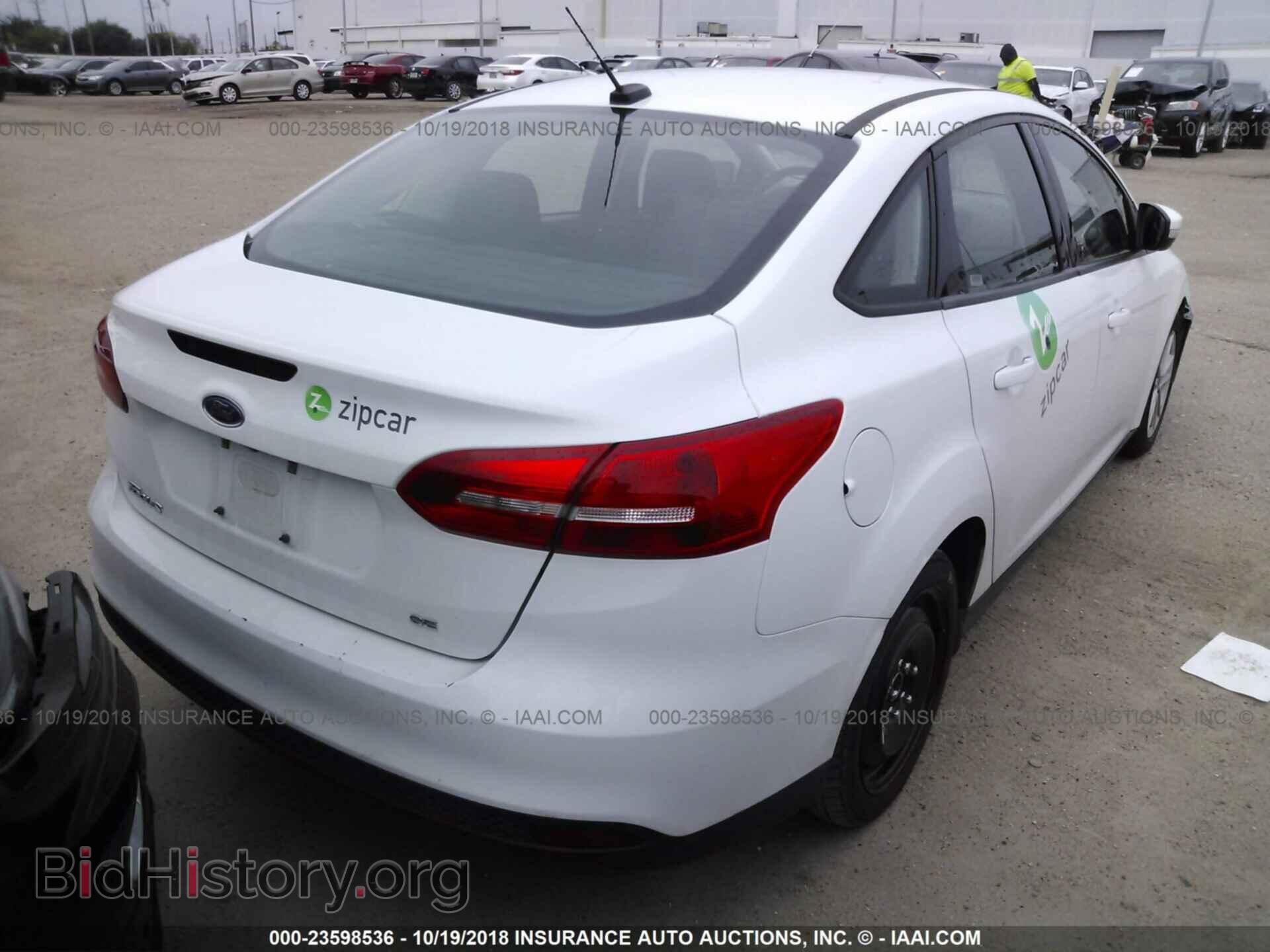 2017 Ford Focus - VIN: 1FADP3F23HL249626 - Photo 4