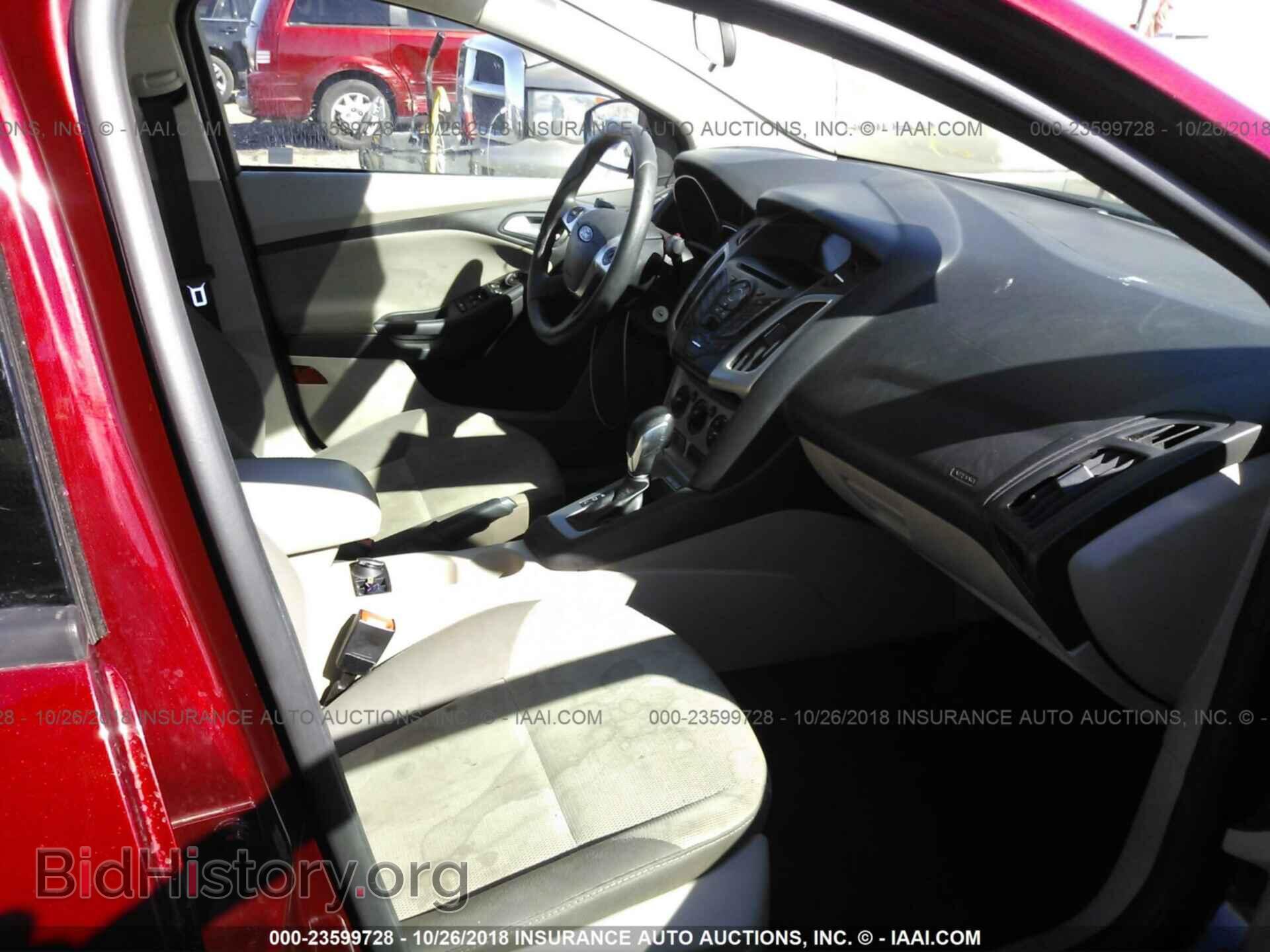 2014 Ford Focus - VIN: 1FADP3F22EL333769 - Photo 5