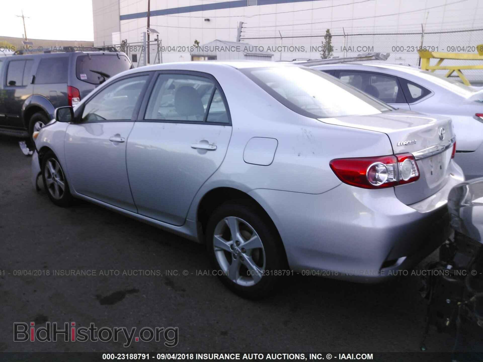 2011 TOYOTA COROLLA - VIN: 2T1BU4EEXBC631260 - Фото 3