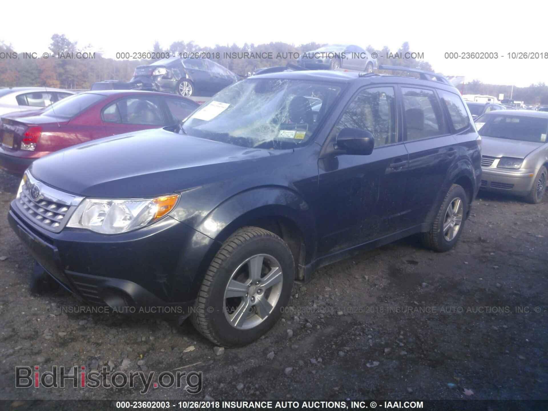 2011 Subaru Forester - VIN: JF2SHABC1BG735256 - Фото 2