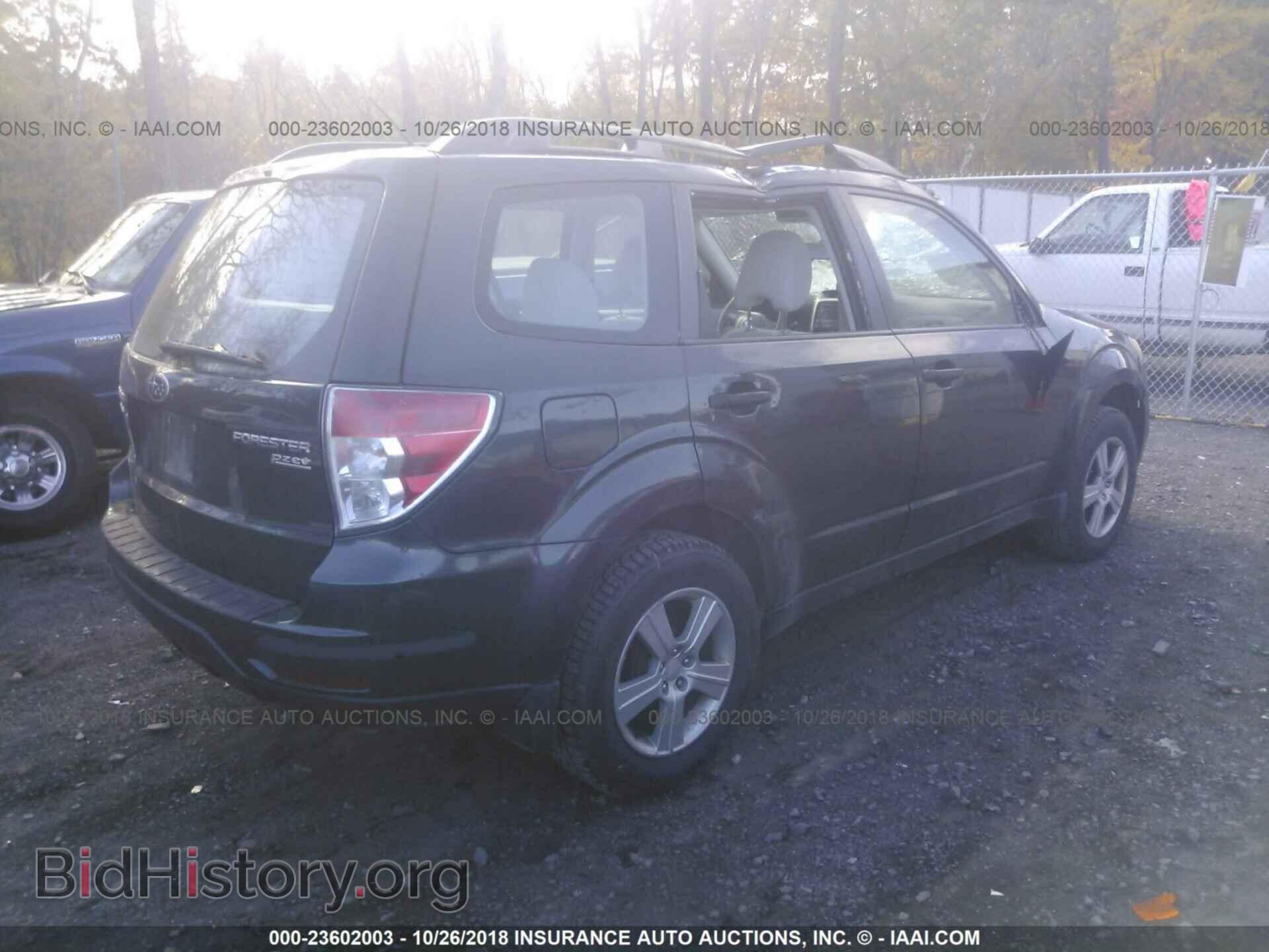2011 Subaru Forester - VIN: JF2SHABC1BG735256 - Фото 4