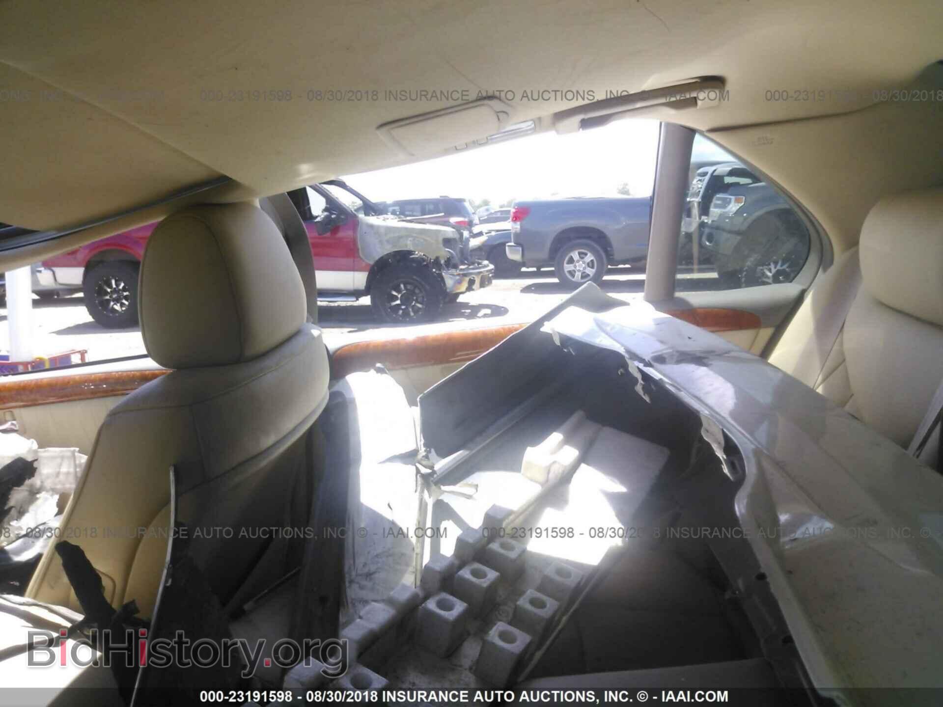 2006 LEXUS LS - VIN: JTHBN36F765031201 - Фото 8