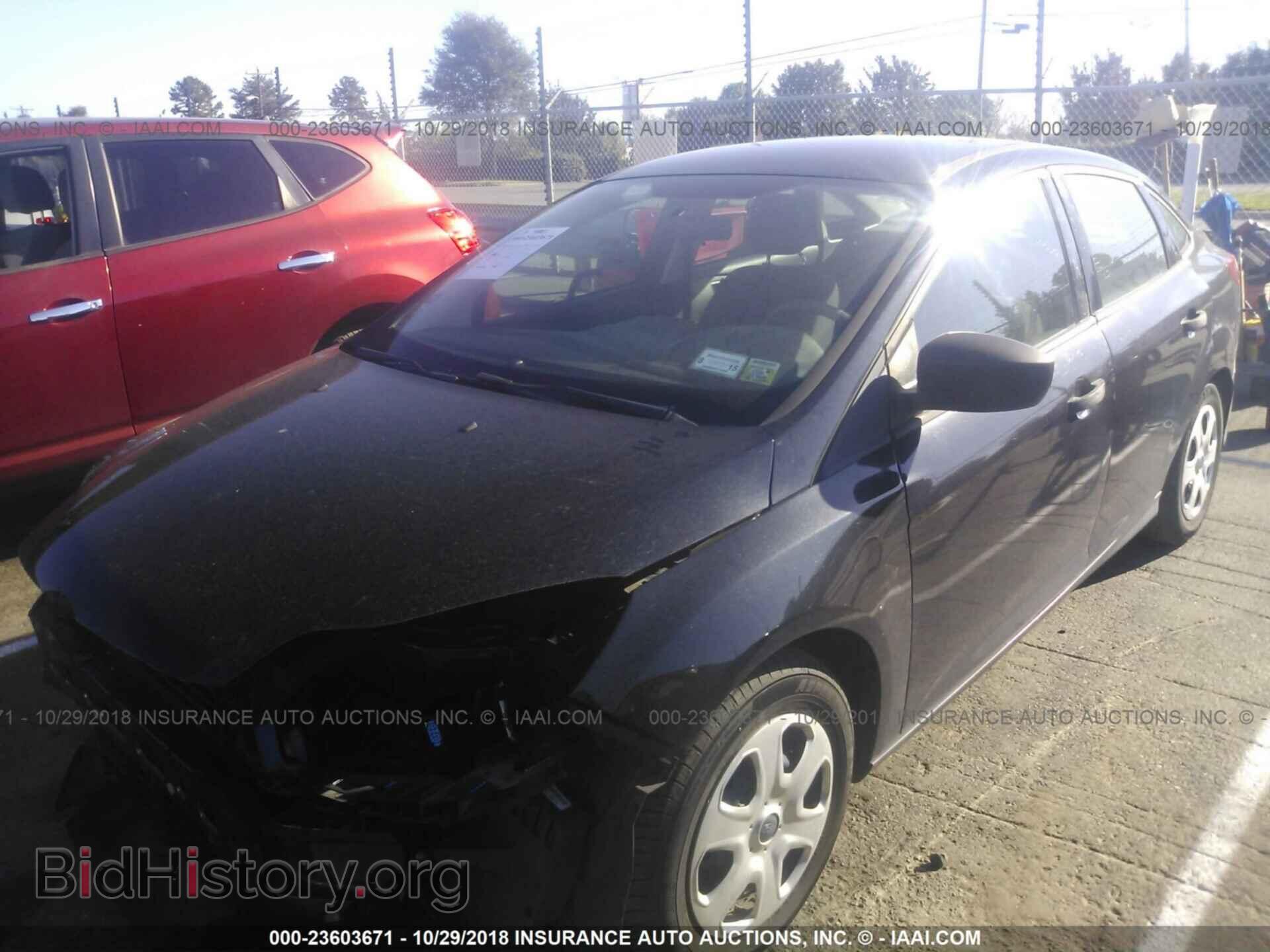 2013 Ford Focus - VIN: 1FADP3E2XDL384145 - Photo 6