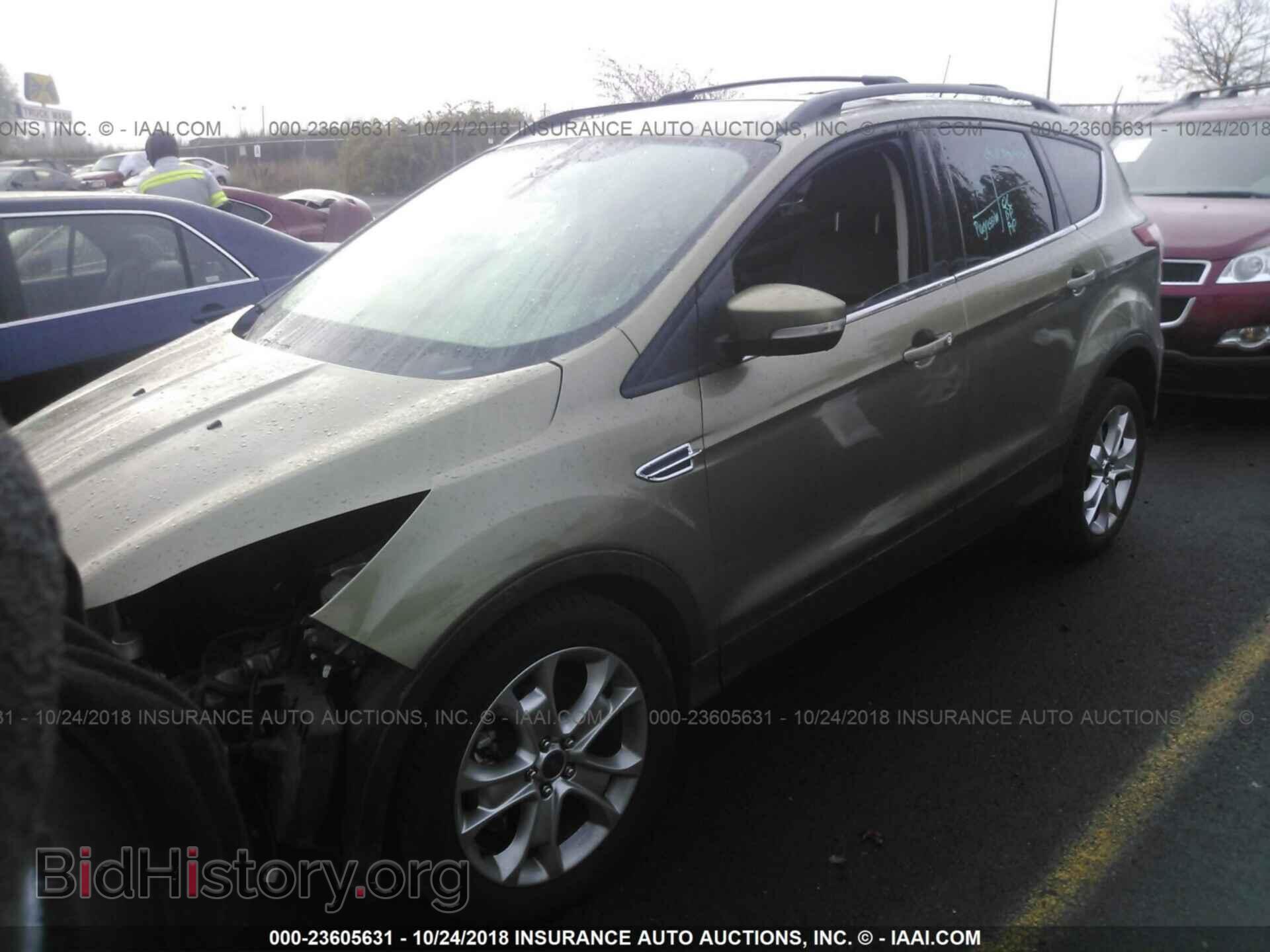 2013 Ford Escape - VIN: 1FMCU9H93DUD70541 - Фото 2