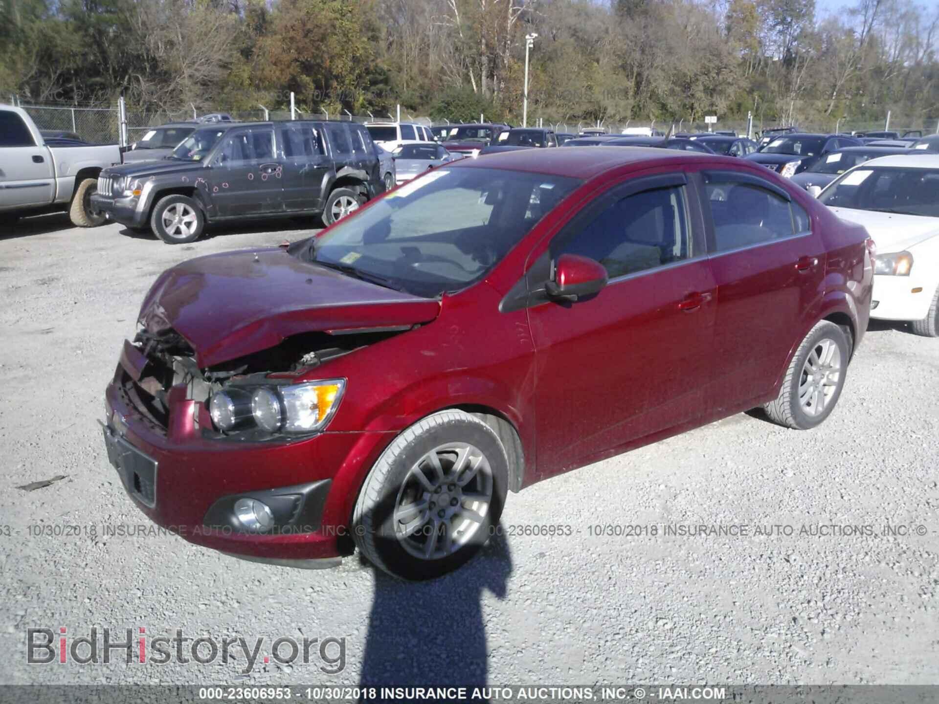 2013 Chevrolet Sonic - VIN: 1G1JC5SH9D4119829 - Photo 2