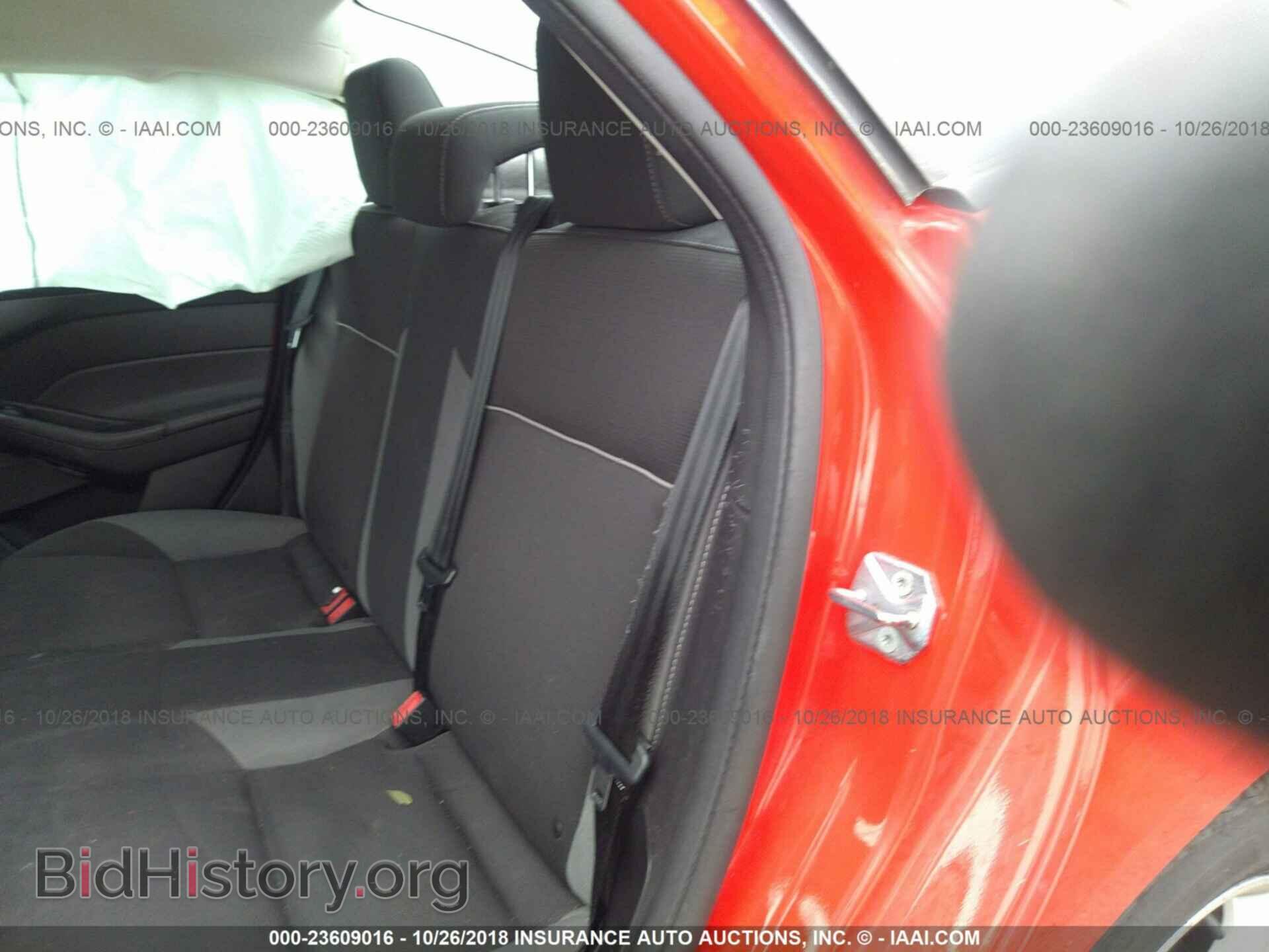 2013 Ford Focus - VIN: 1FADP3F20DL153317 - Photo 8
