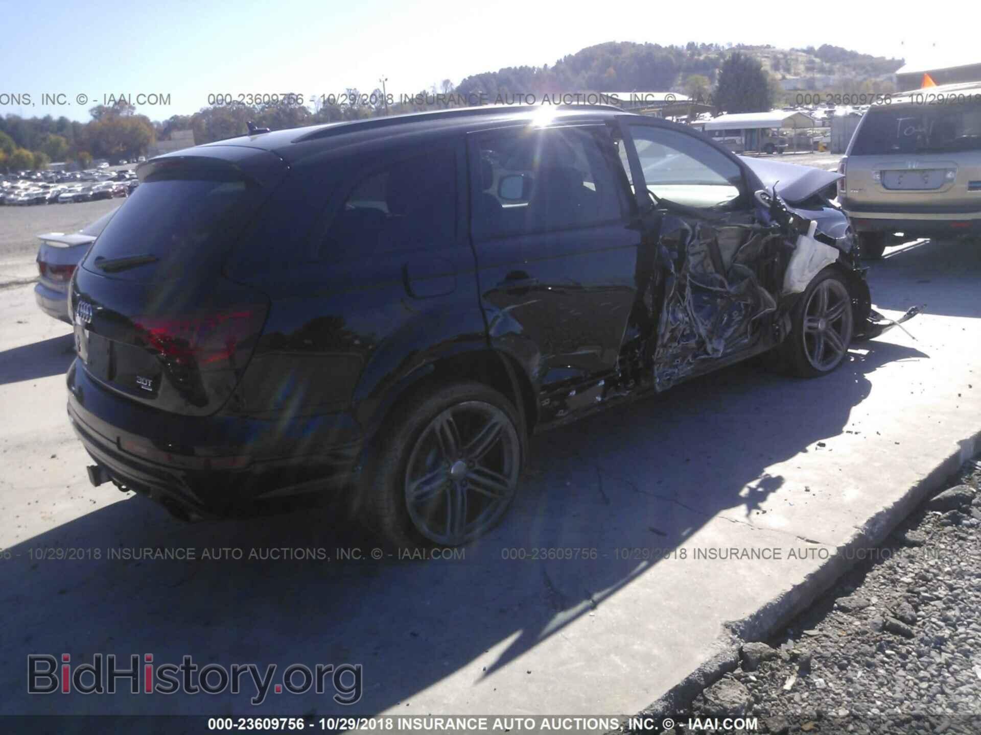 2014 Audi Q7 - VIN: WA1DGAFE2ED007841 - Фото 4